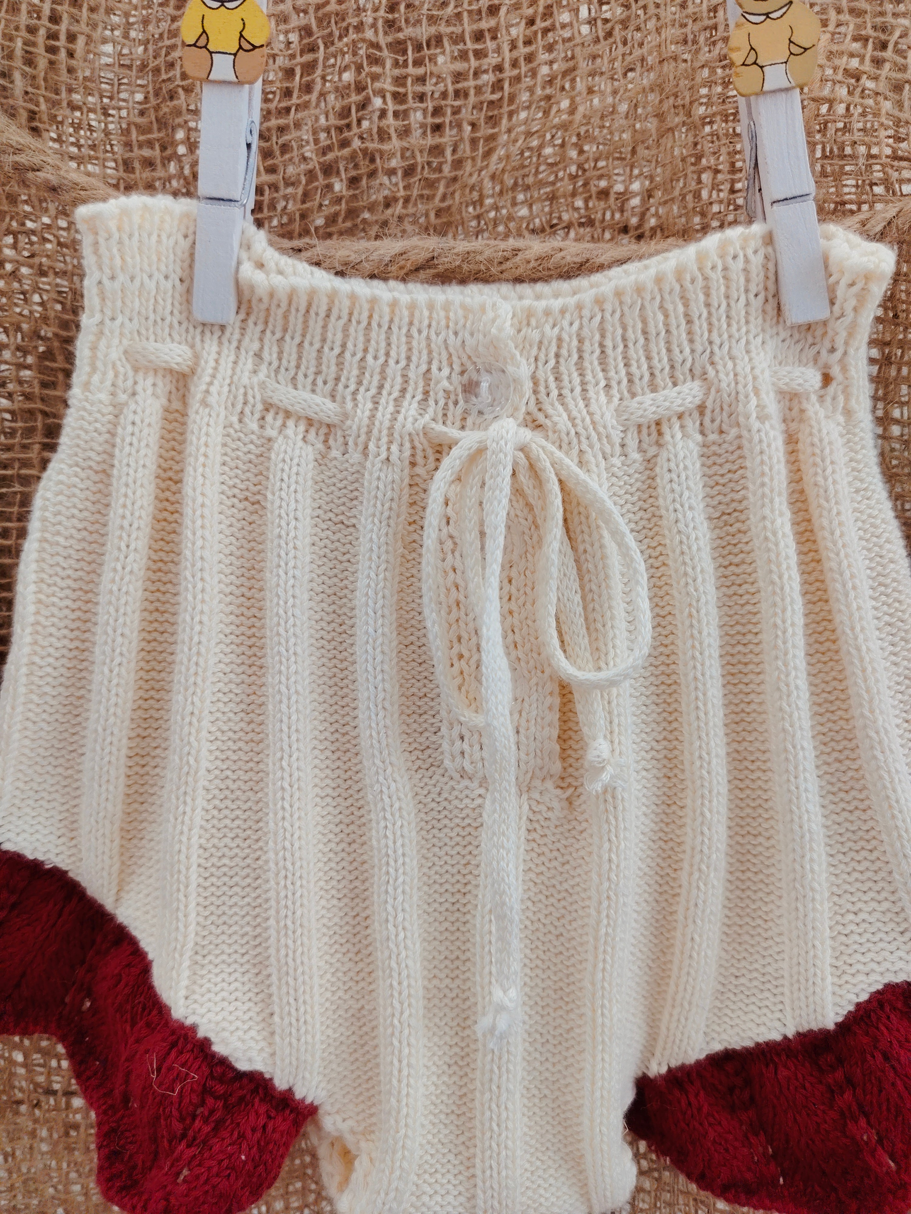 Red & Beige Ruffle Flower 2 Pcs Set