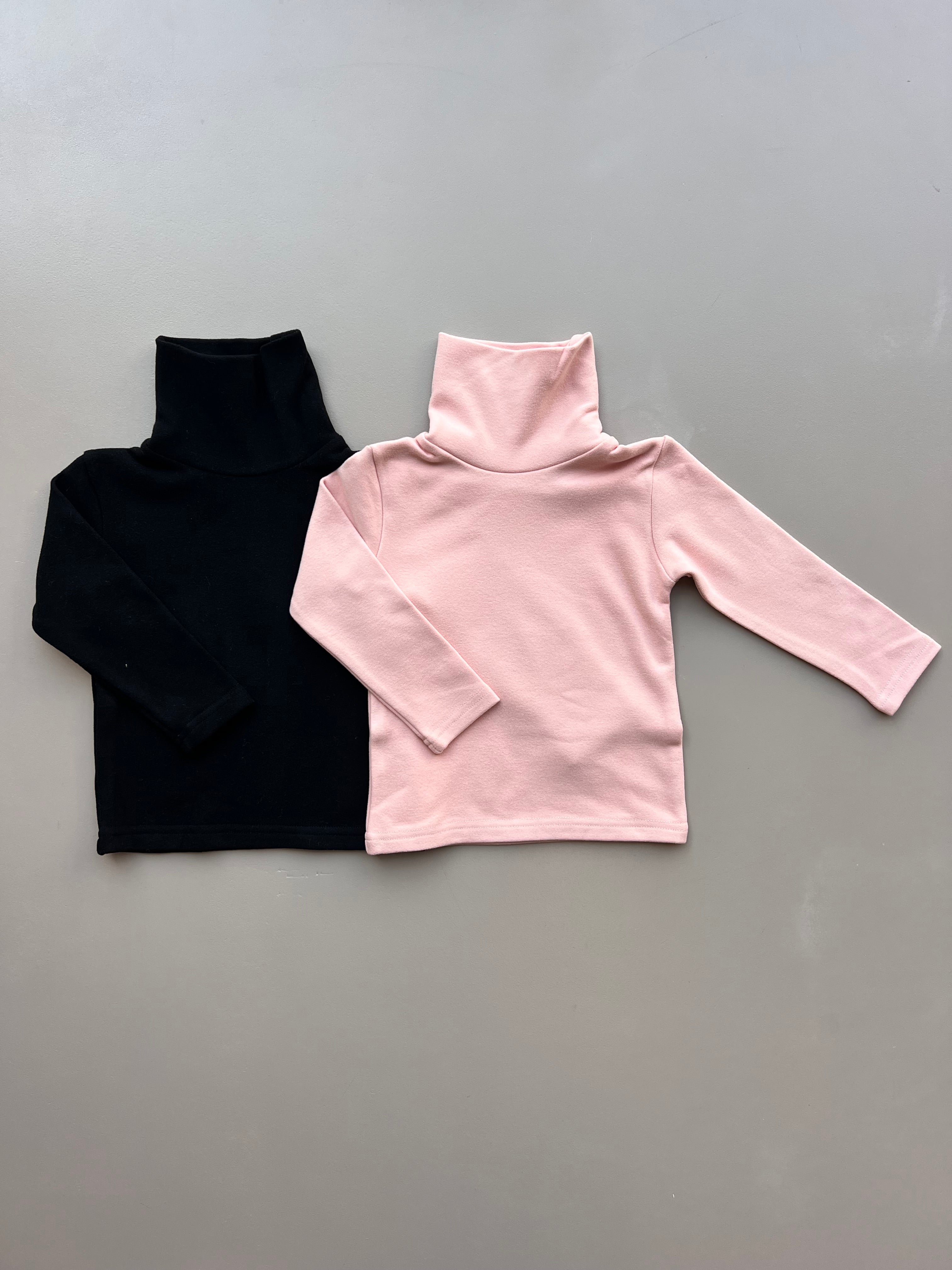 Turtle Neck Sweatshirt