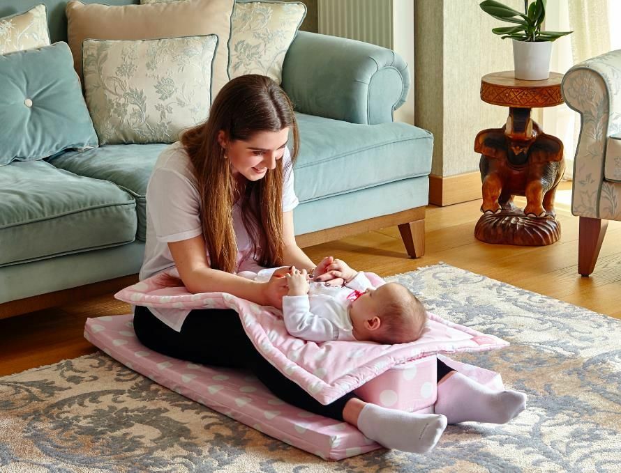 Baby Wagging Cushion