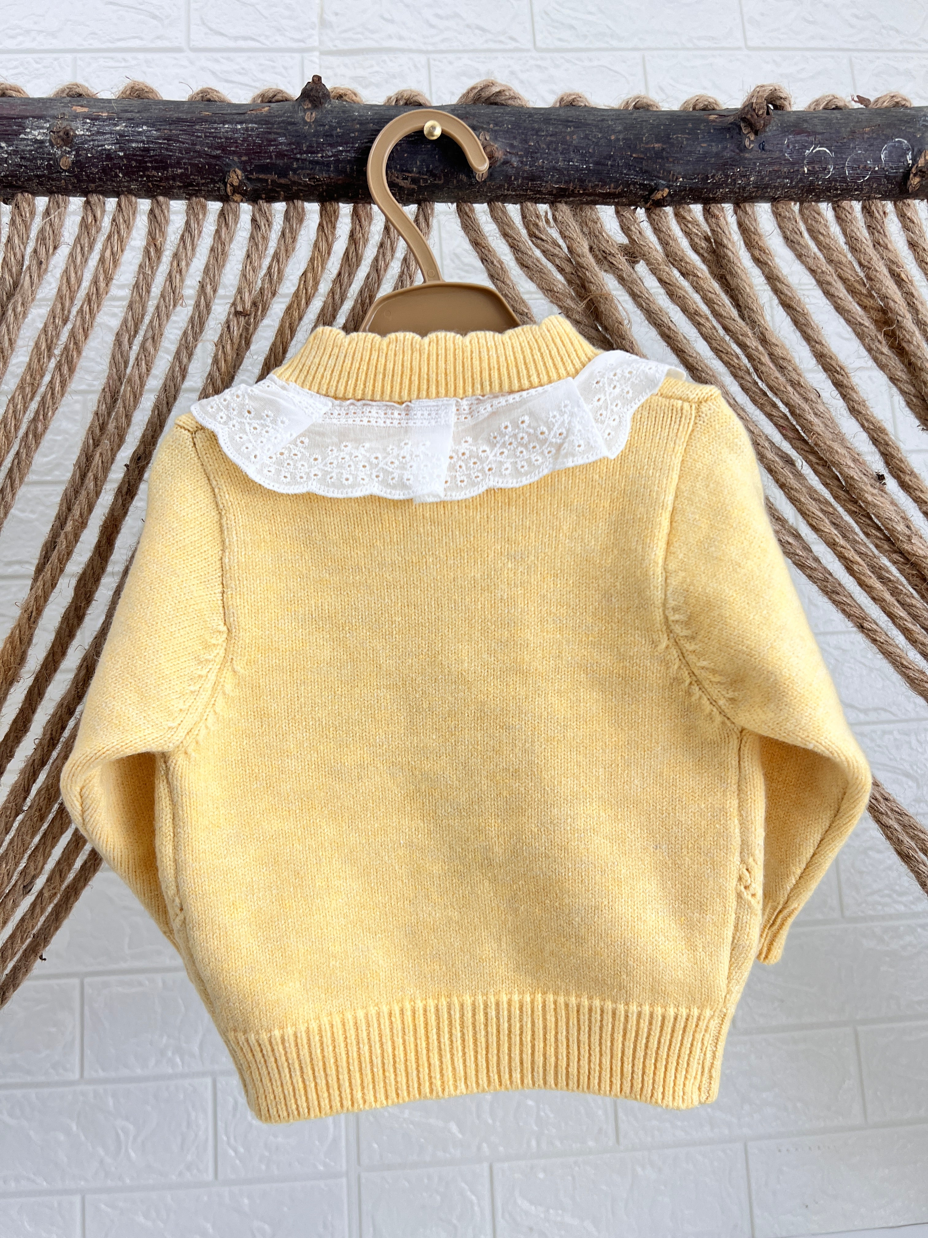 Yellow & White Collar 2 Pcs Set