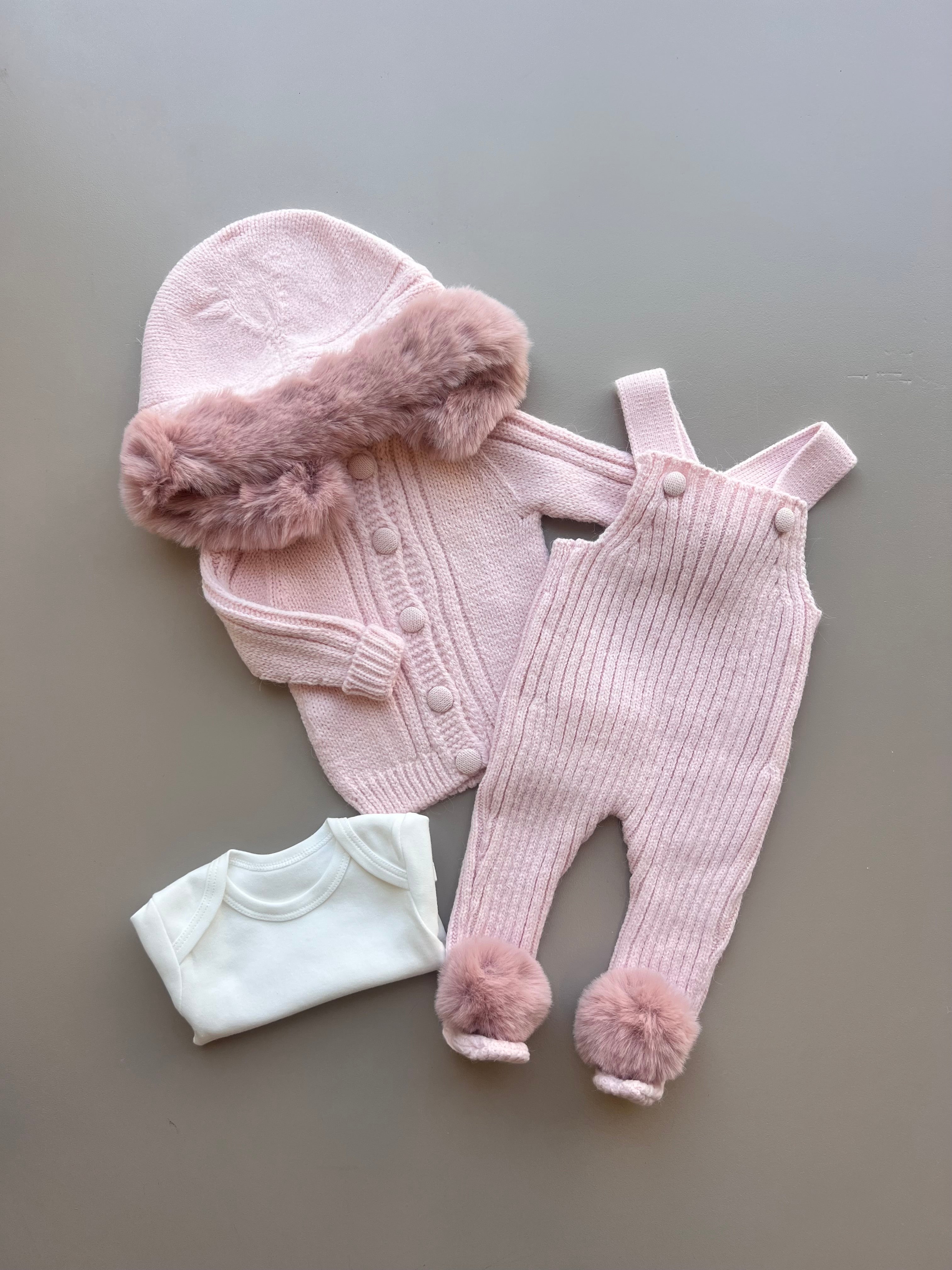 Wool Ponpon Salopette 3 Pcs Set