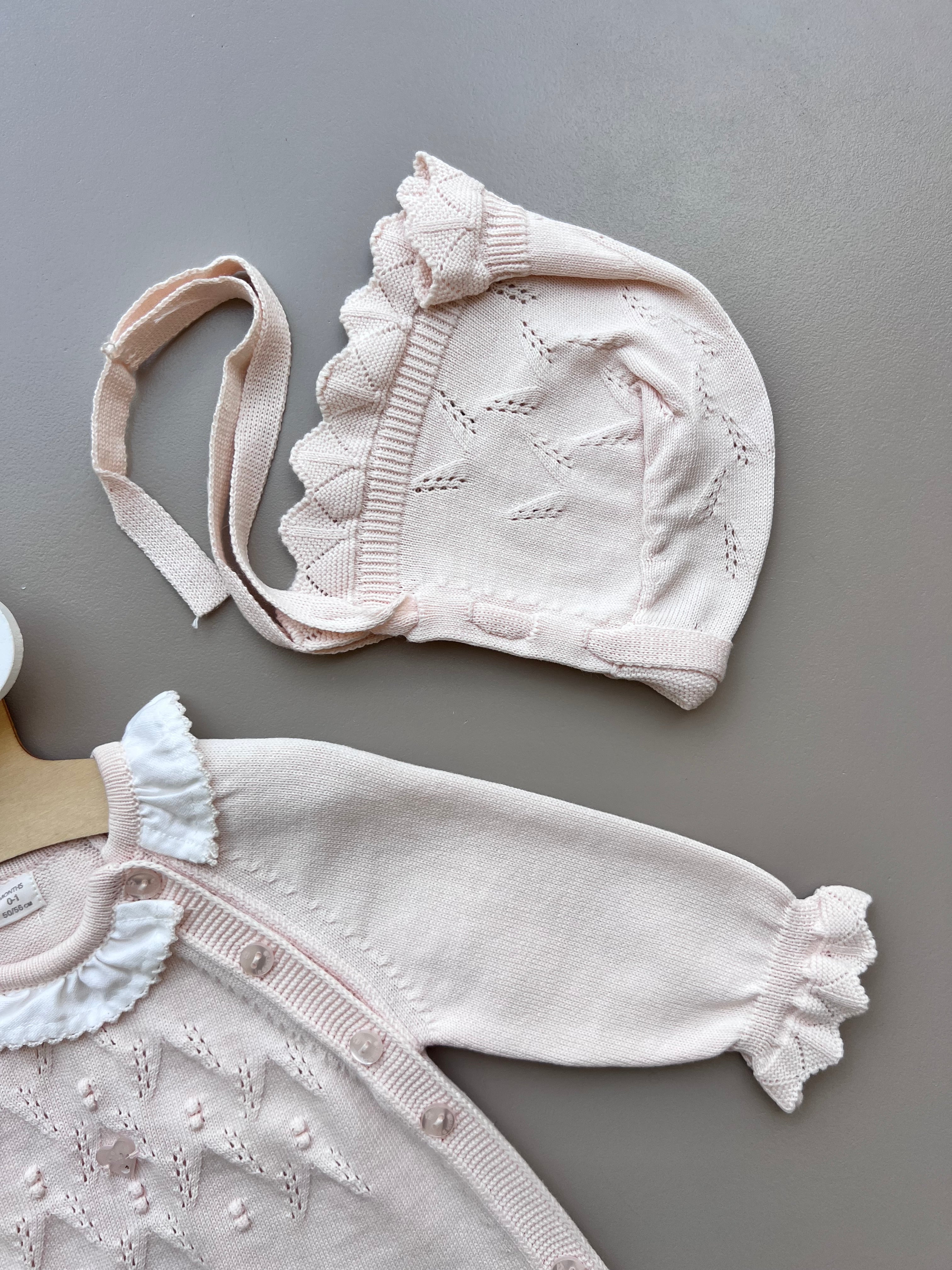 Salmon ruffles Organic Cotton 2 Pcs Overall With Hat