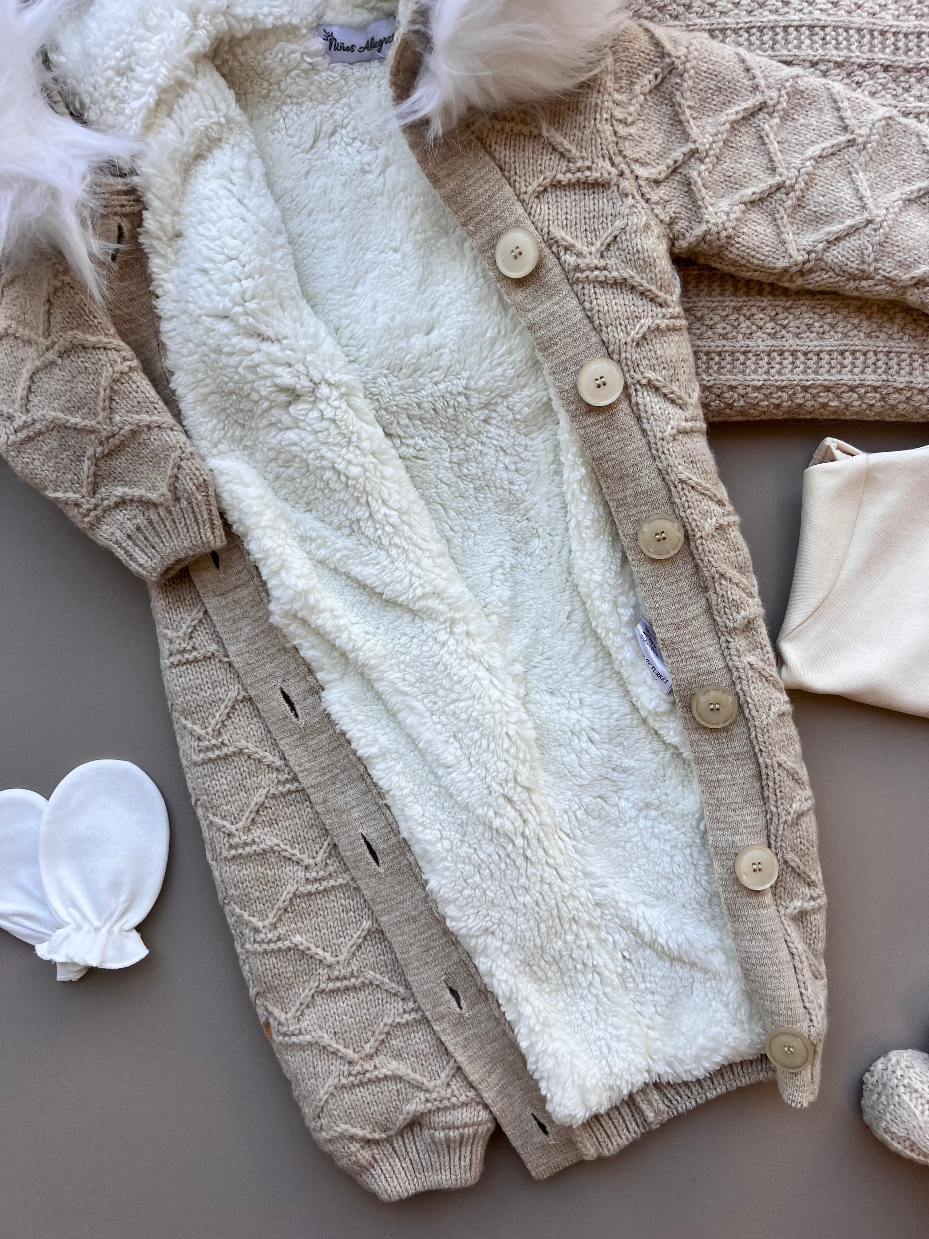 Brown Wool Button Hospital Set 5 Pcs