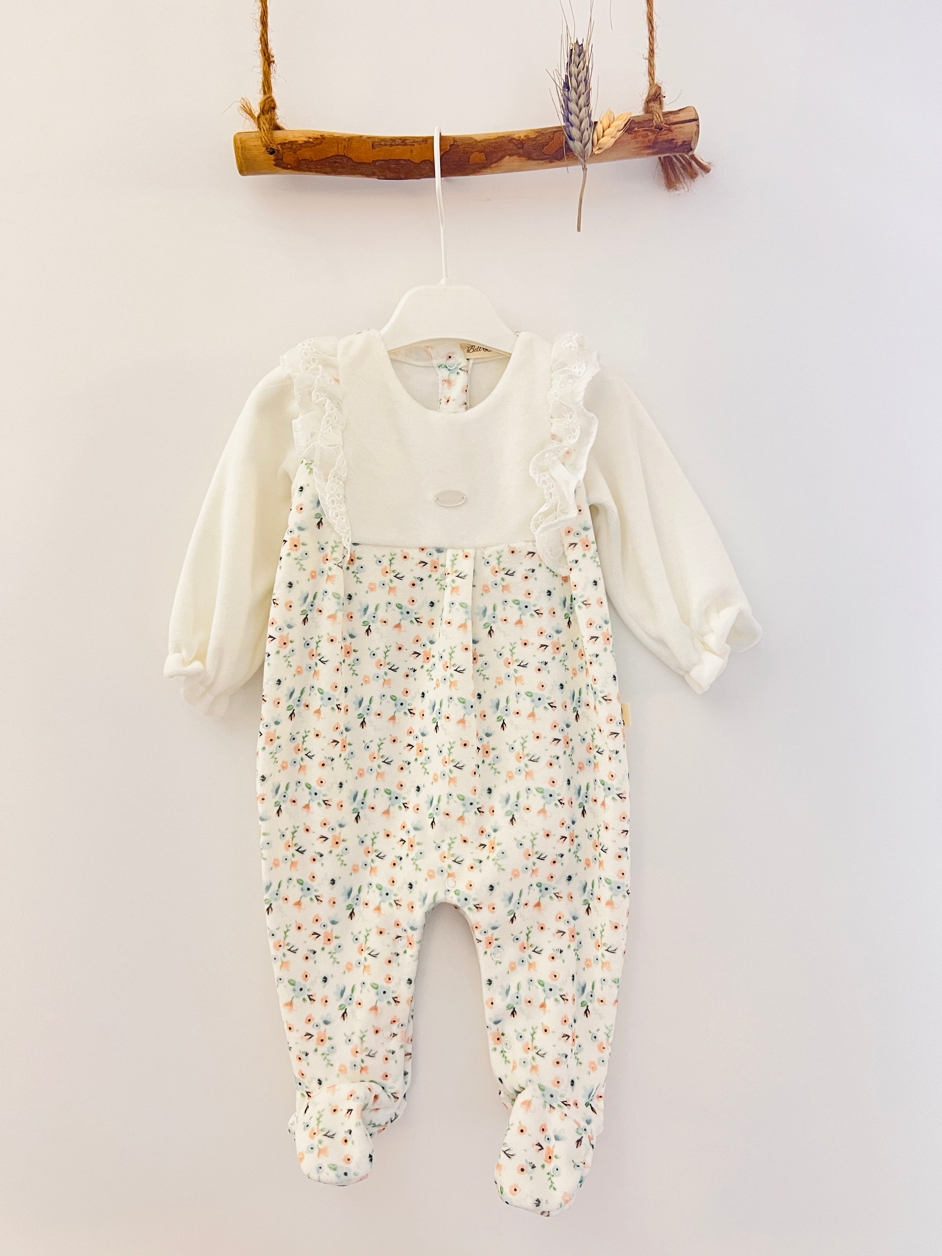 White & Flower Velvet Footed Overall