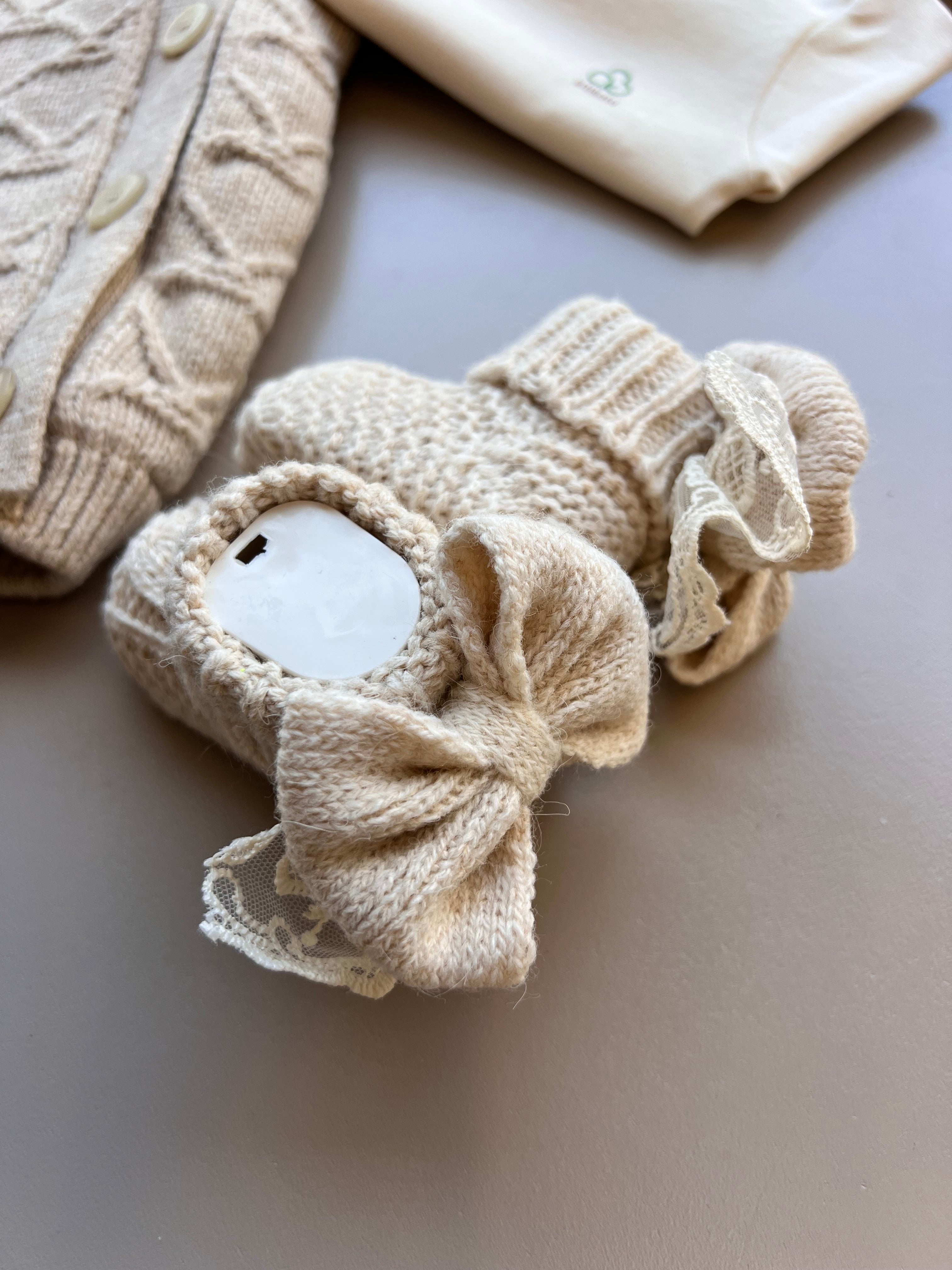 Brown Wool Button Hospital Set 5 Pcs