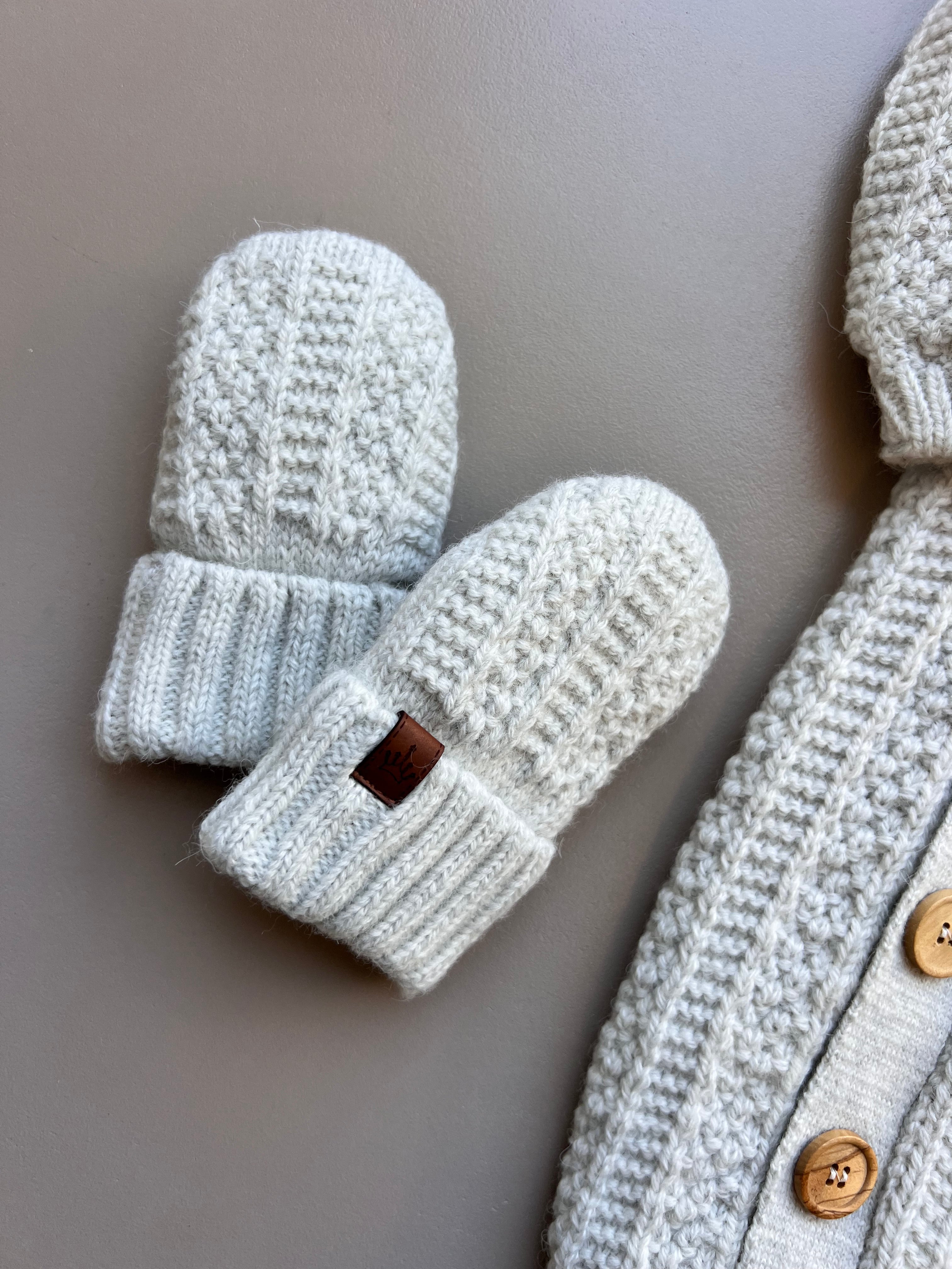 Light Grey Wool Button Hospital Set 6 Pcs