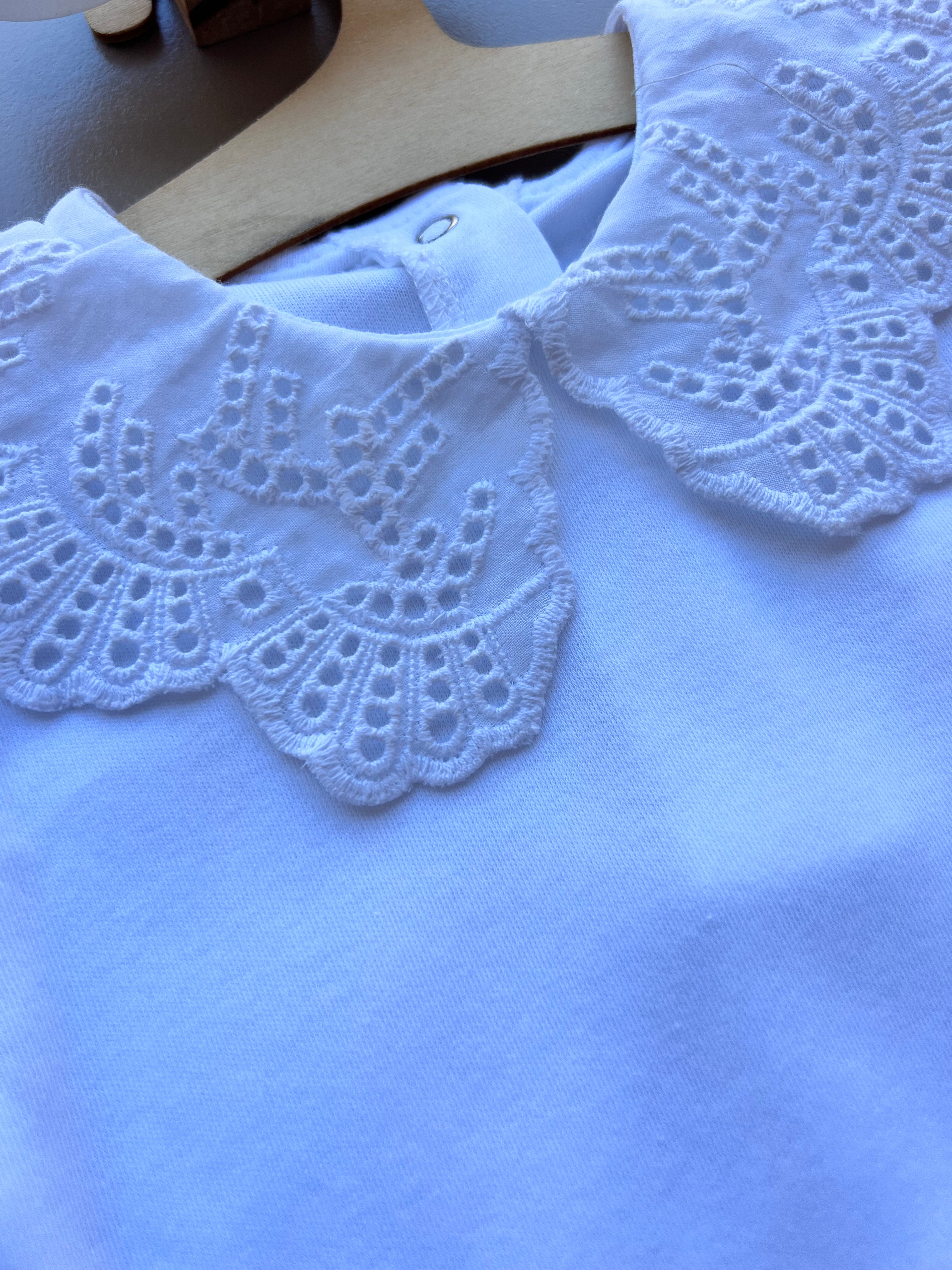 White GOTS™ Certified Organic Cotton Dentelle Collar Body short sleeves