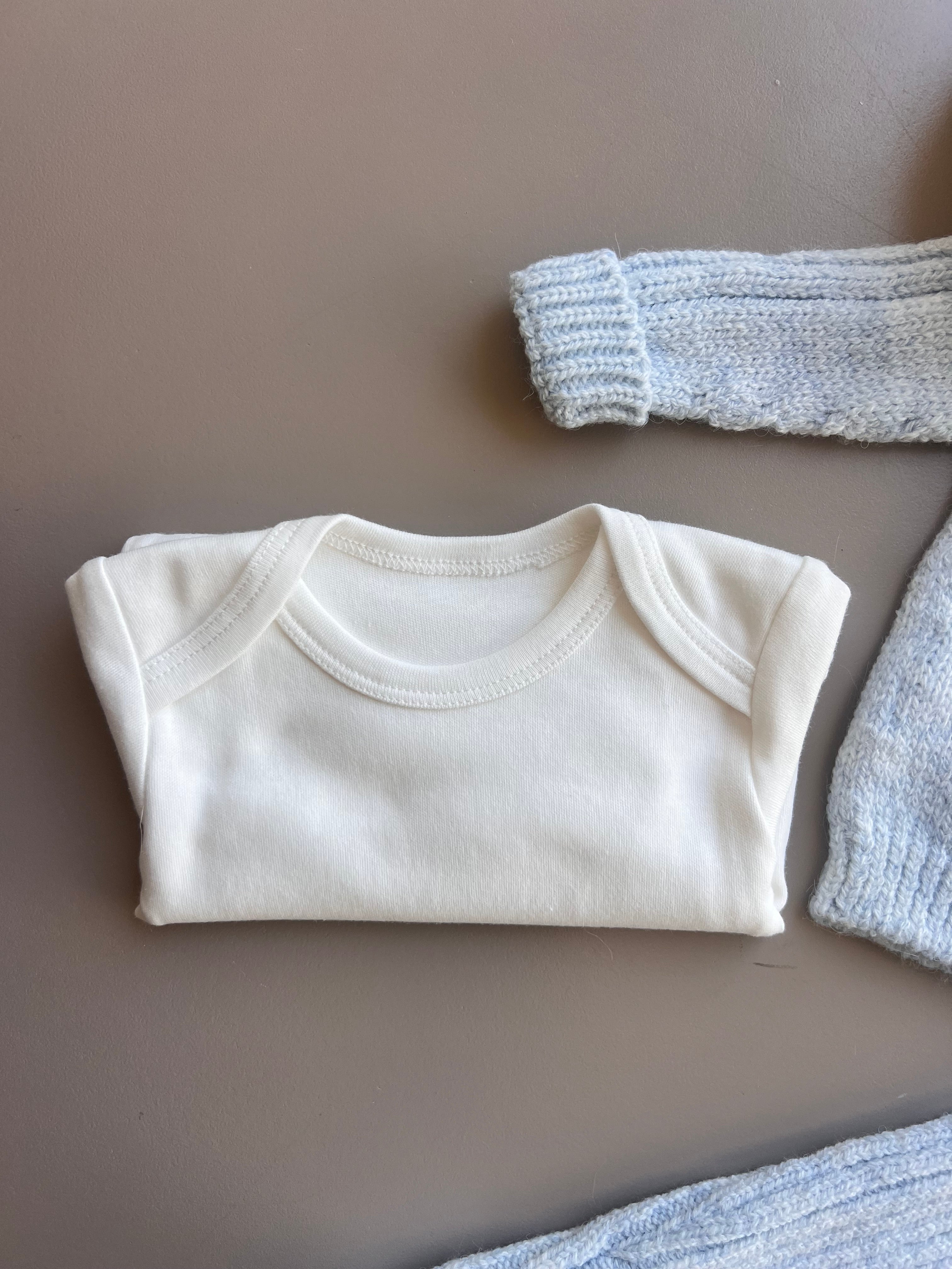 Wool Ponpon Salopette 3 Pcs Set