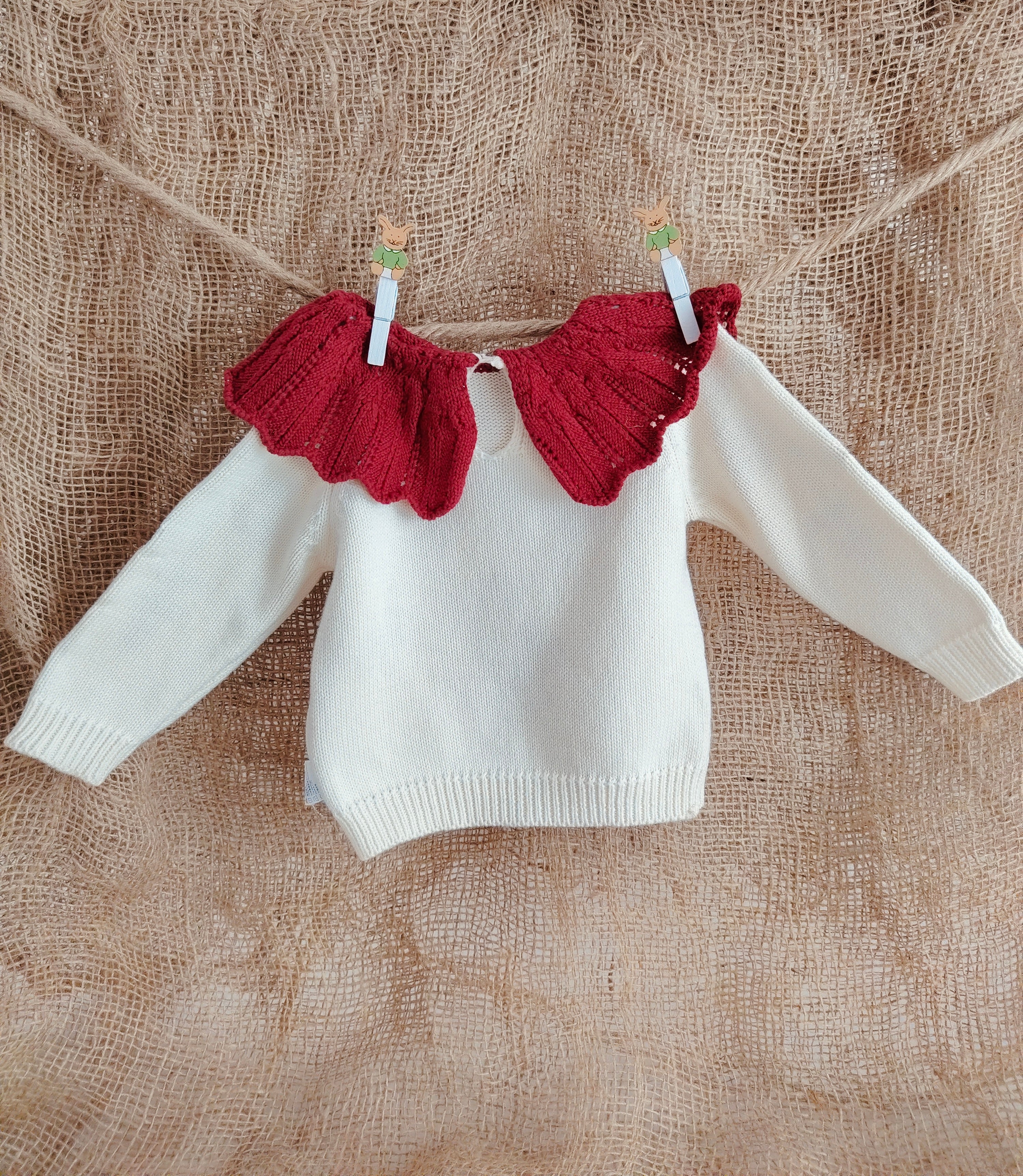 Red & Beige Ruffle Flower 2 Pcs Set