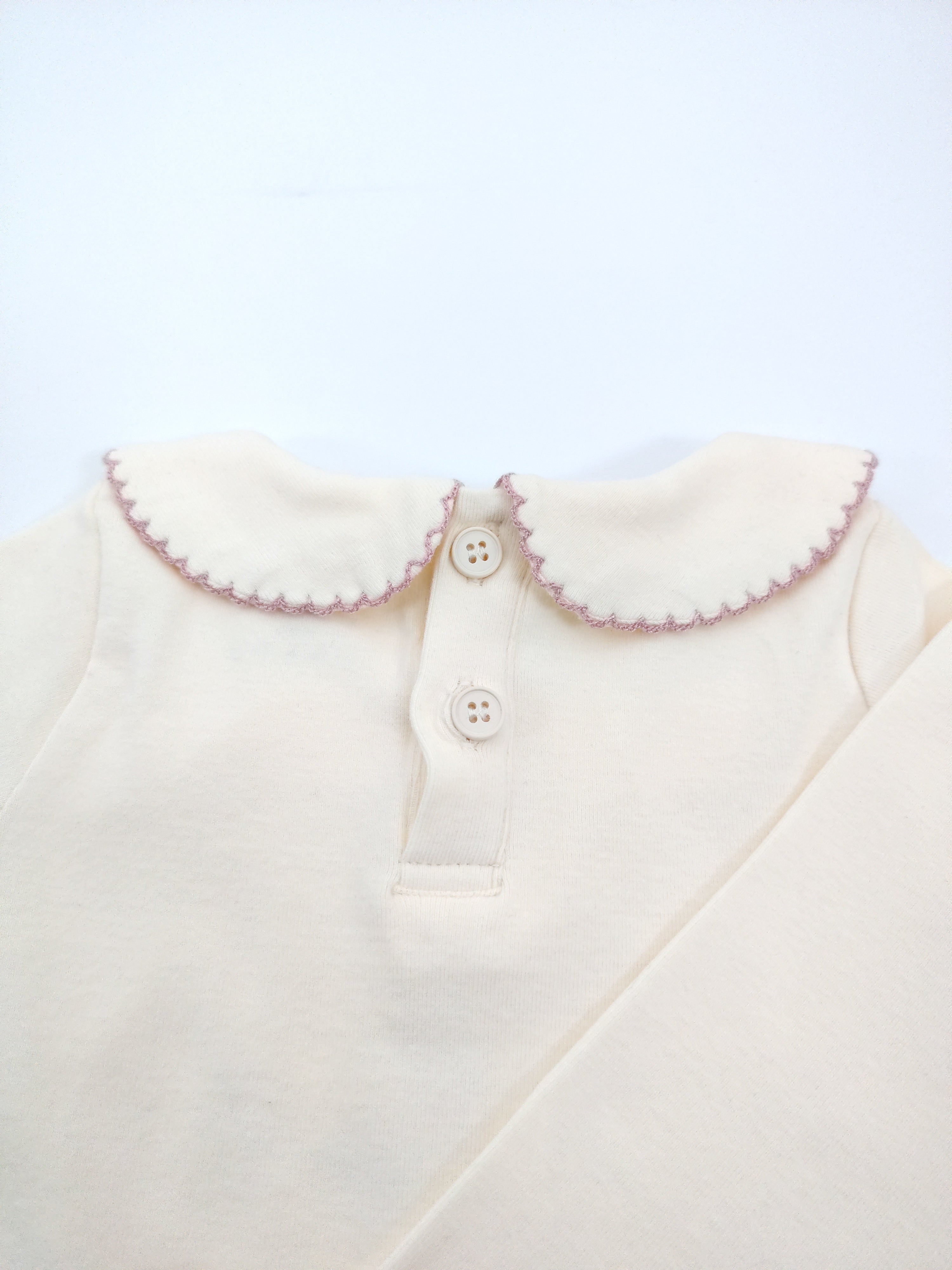 Off-White Collar Sweatshirt