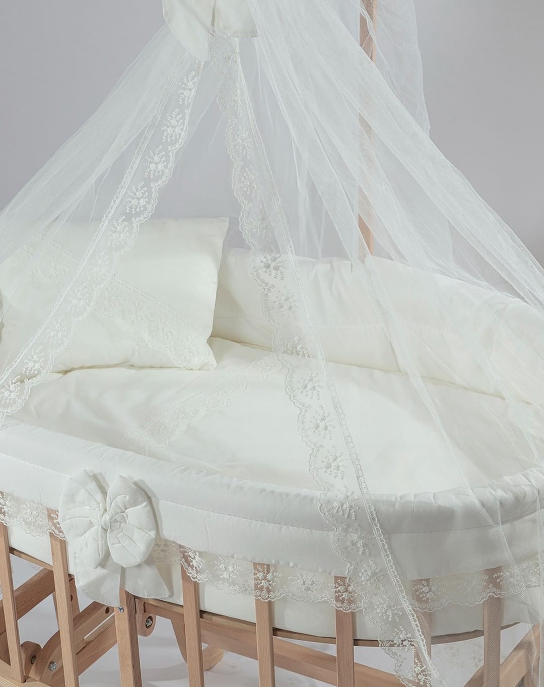 Natural Wood Baby Bed Cradle