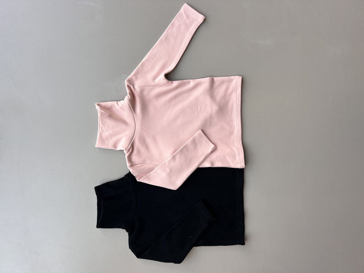 Turtle Neck Sweatshirt