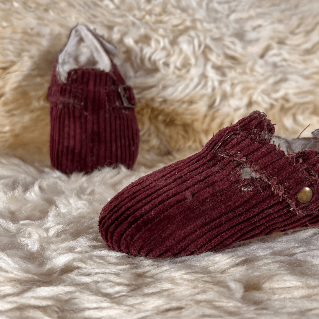 Burgundy Velvet Shoes - La Farandole Paris