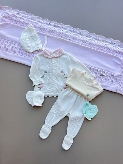 White And Pink Embroidered Organic Cotton Hospital Set 7 Pcs