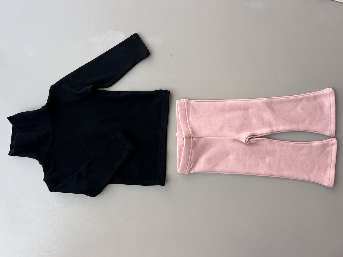 Turtle Neck Sweatshirt
