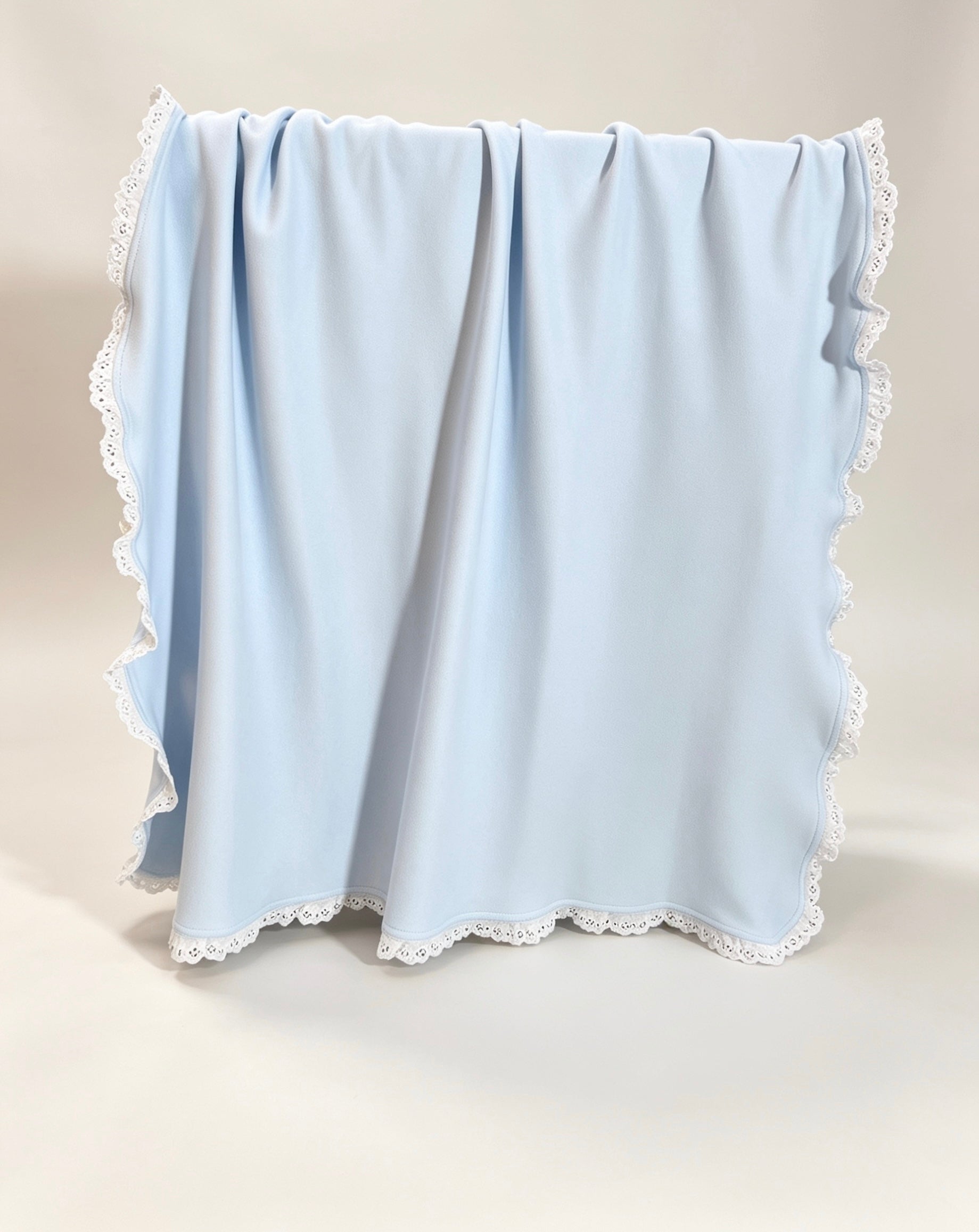 Nœud Blanc™ Organic Cotton Plain Ruffle Blanket