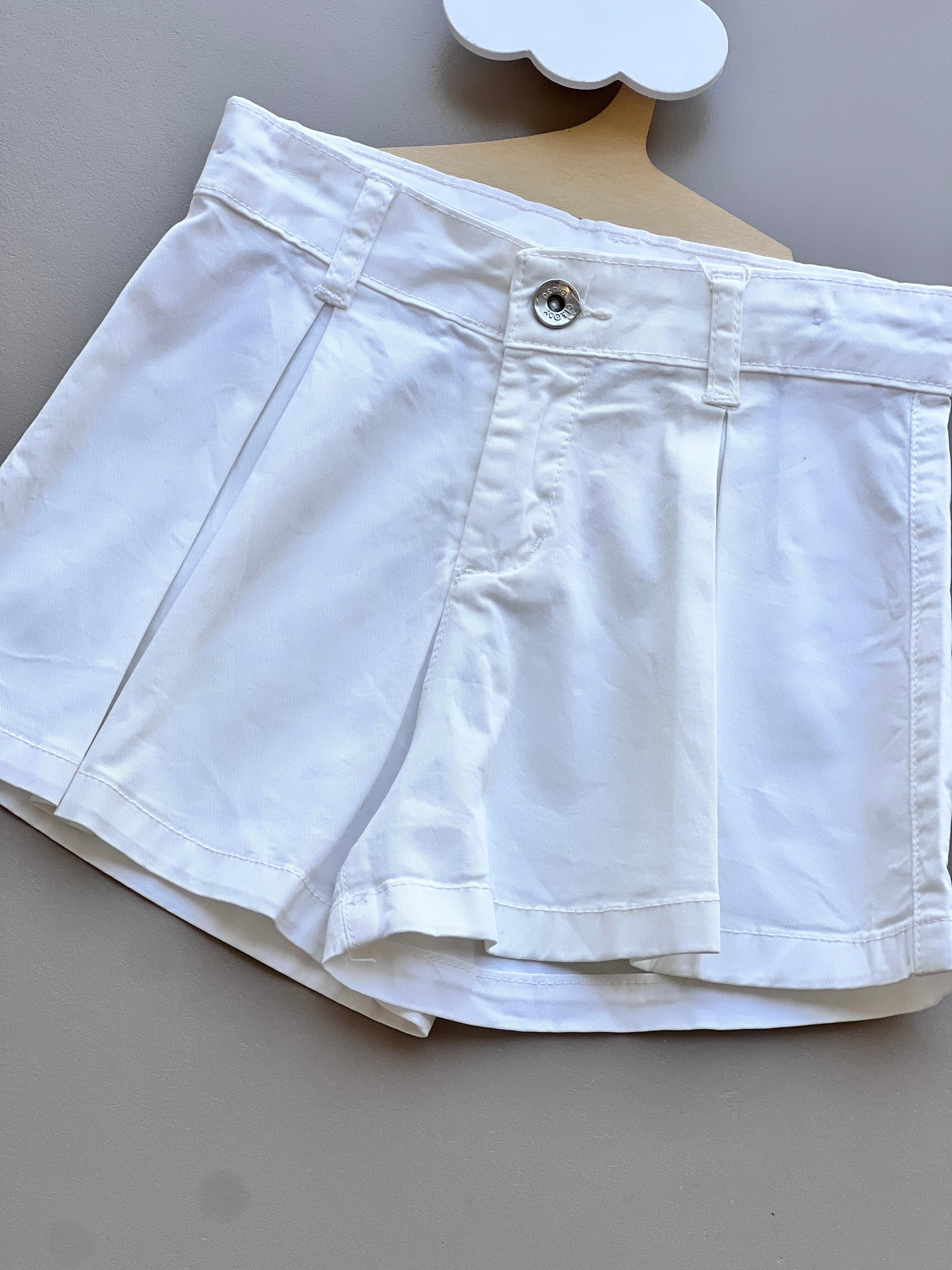 White Short