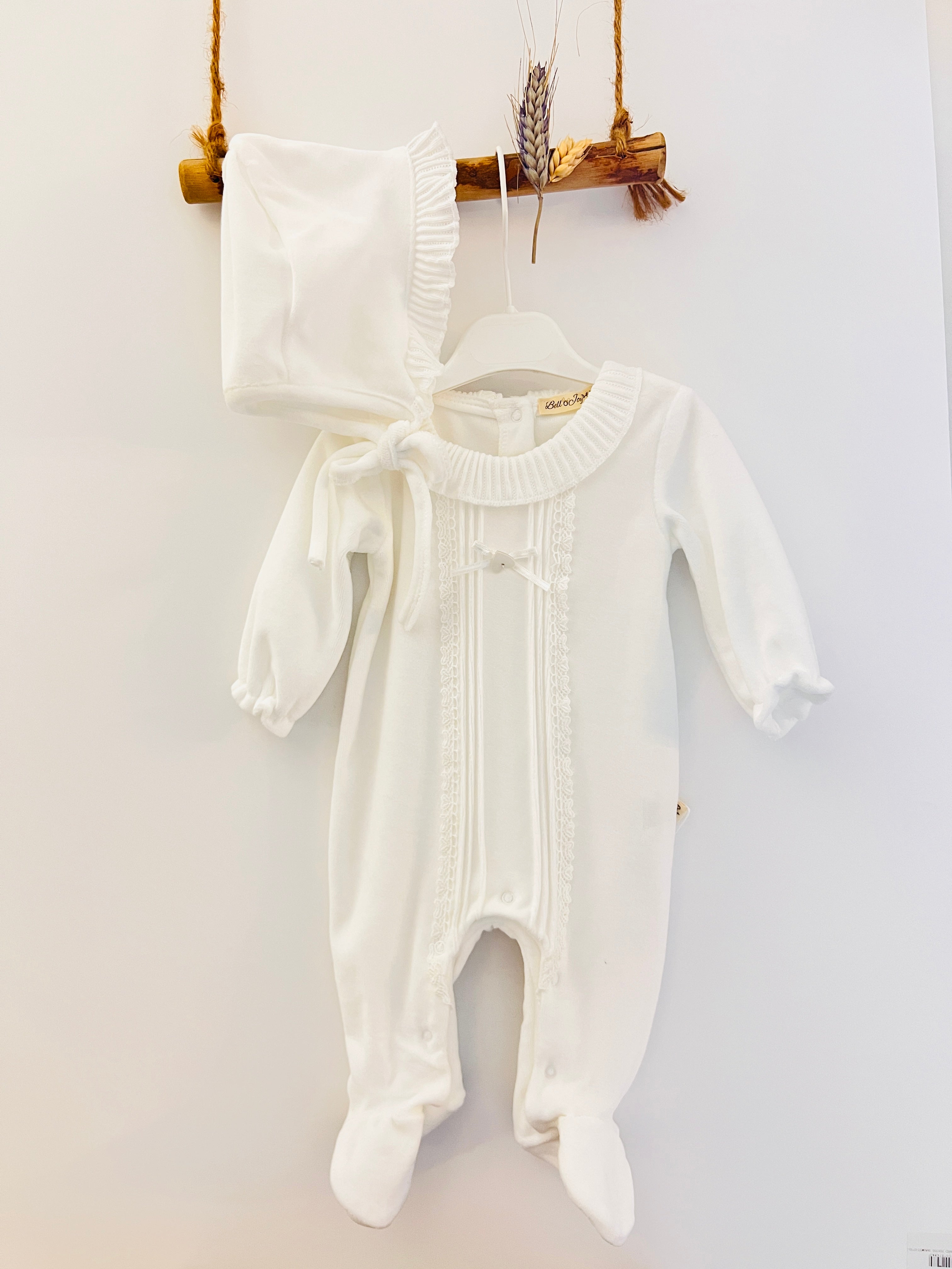 White Heart Velvet Footed Overall With Hat