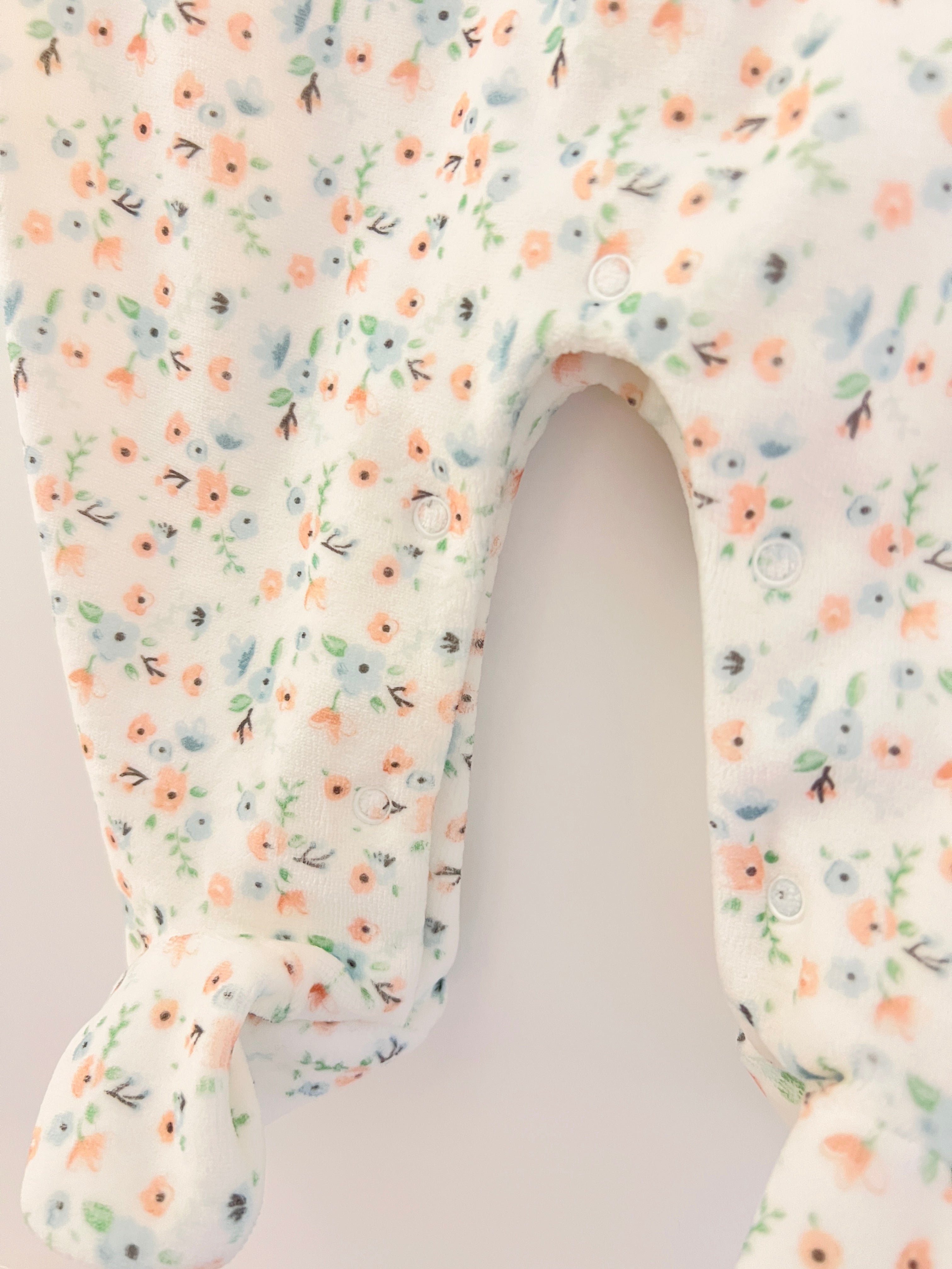White & Flower Velvet Footed Overall