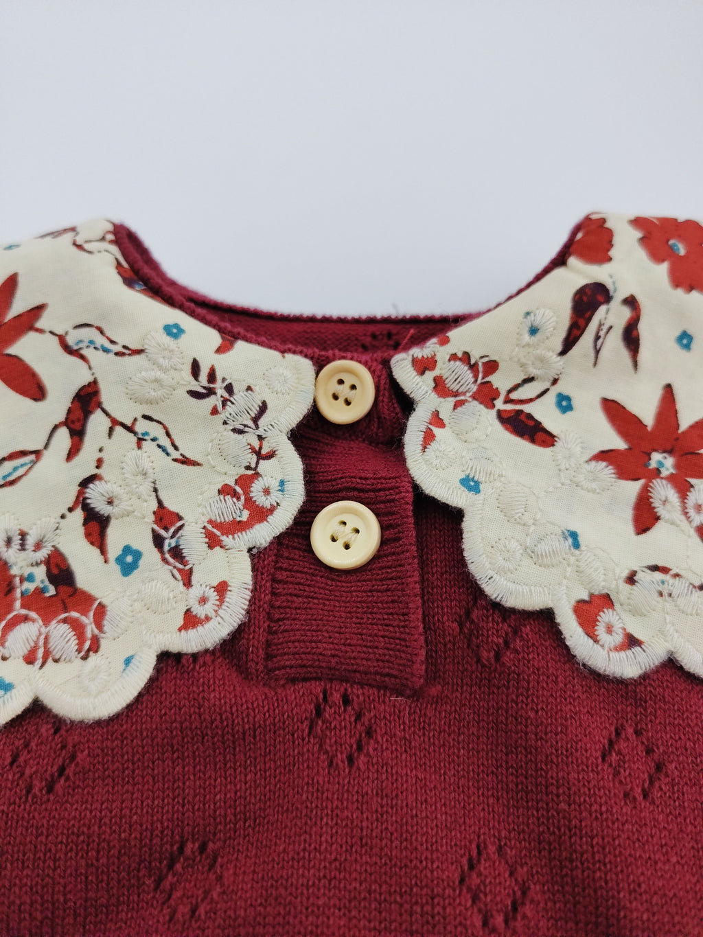 Red & Flower Collar Sweatshirt
