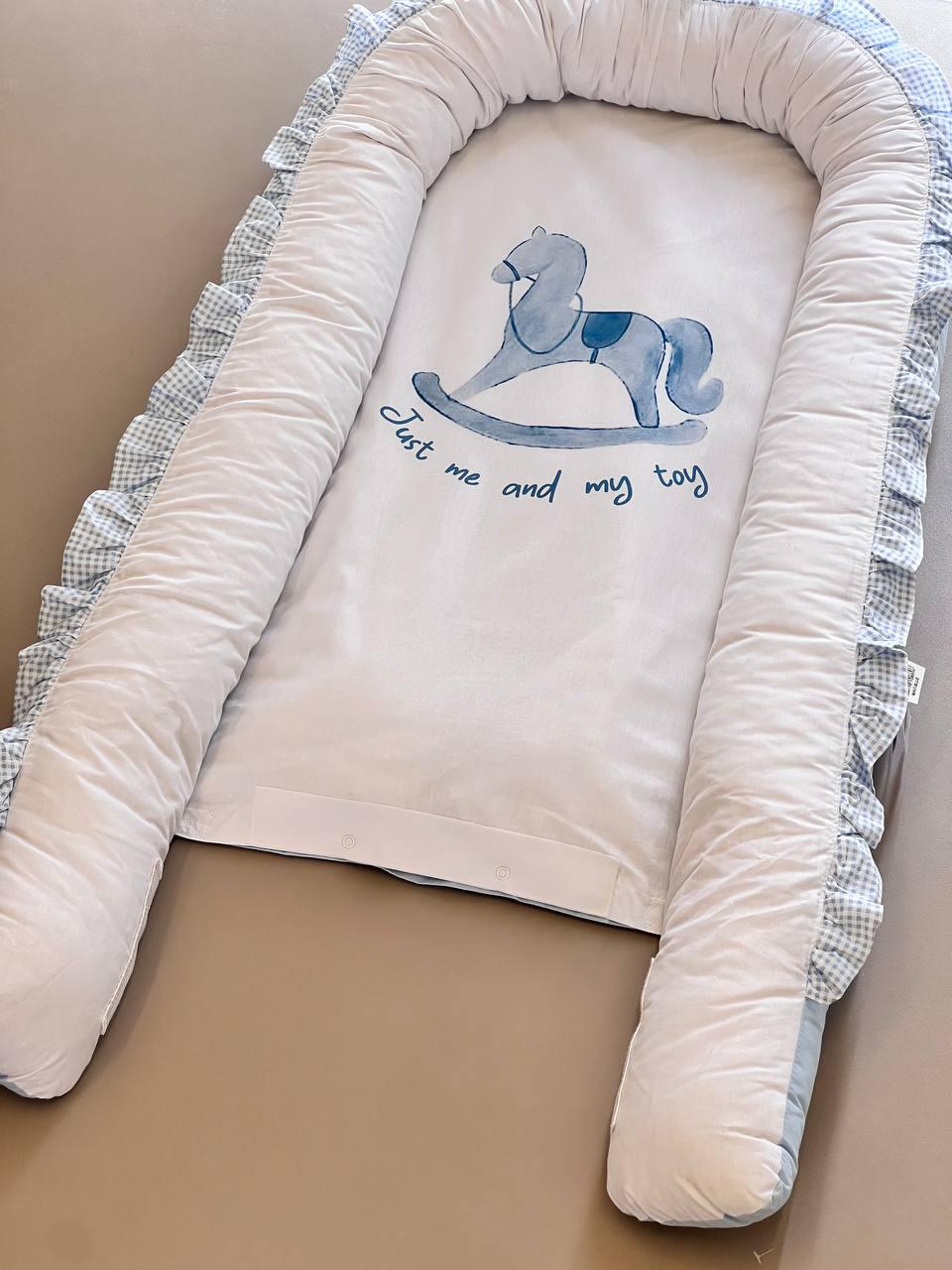 White And Blue Horse Organic Cotton Baby Nest - La Farandole Paris
