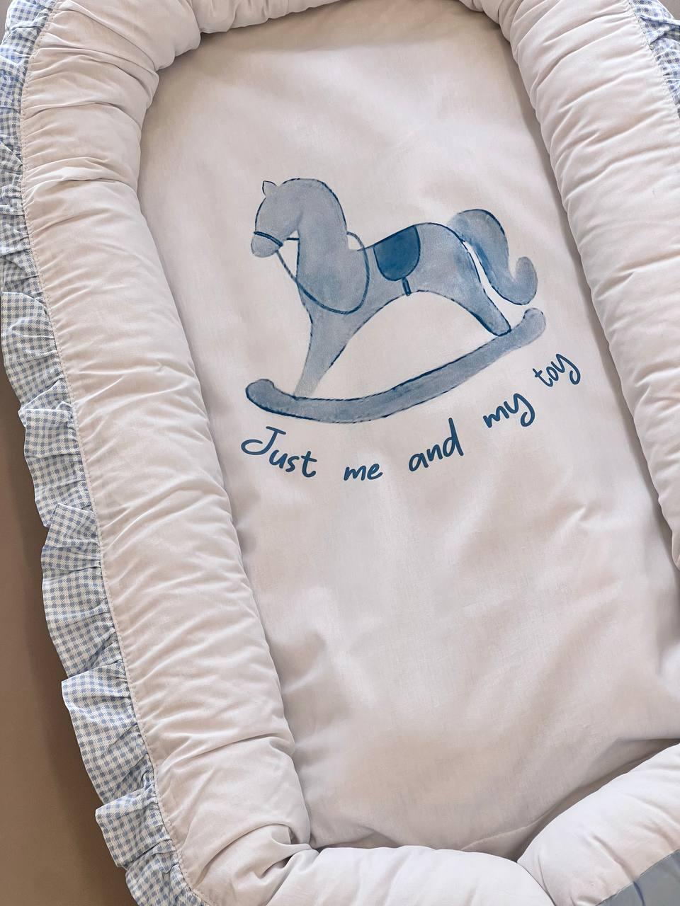 White And Blue Horse Organic Cotton Baby Nest - La Farandole Paris