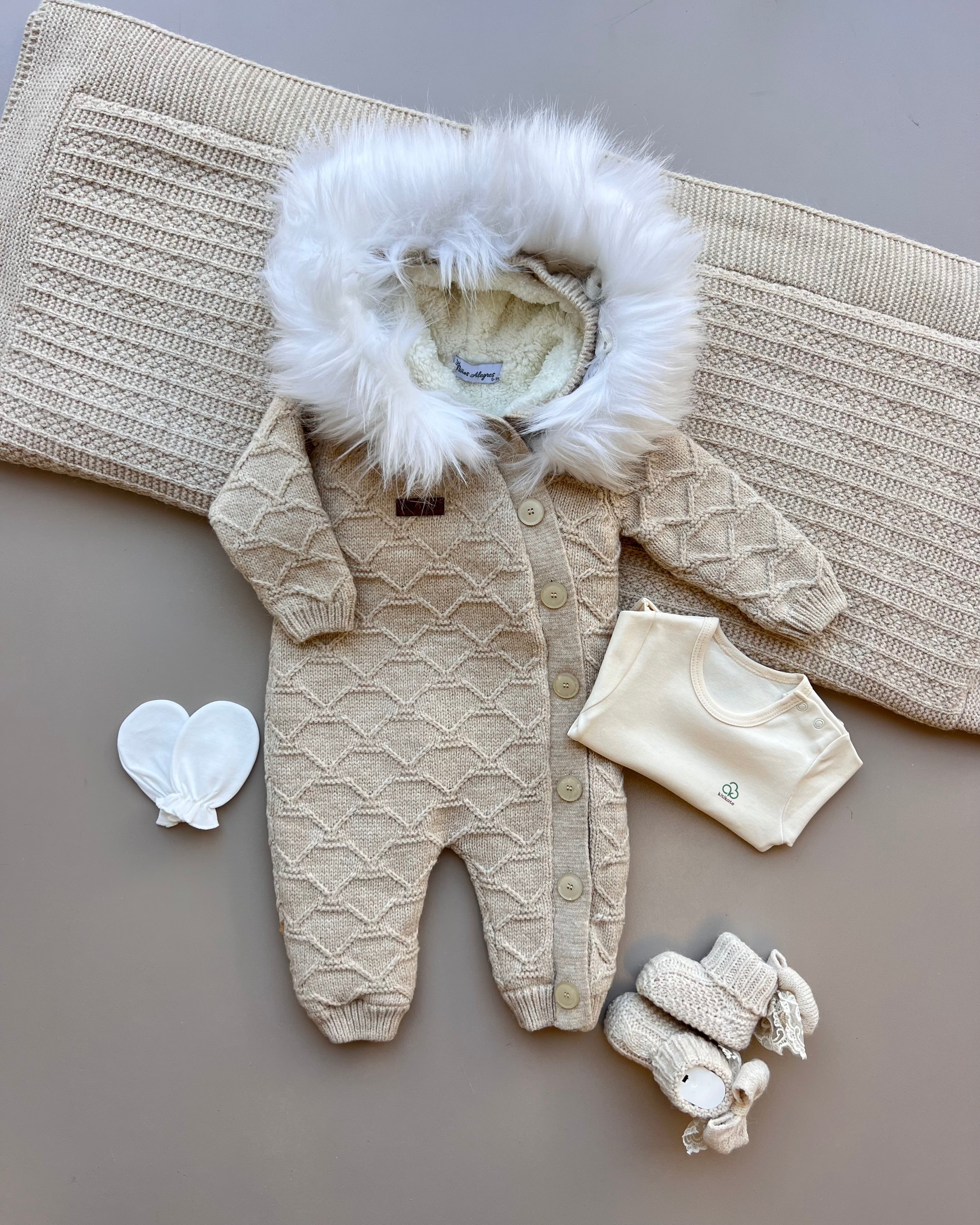 Brown Wool Button Hospital Set 5 Pcs