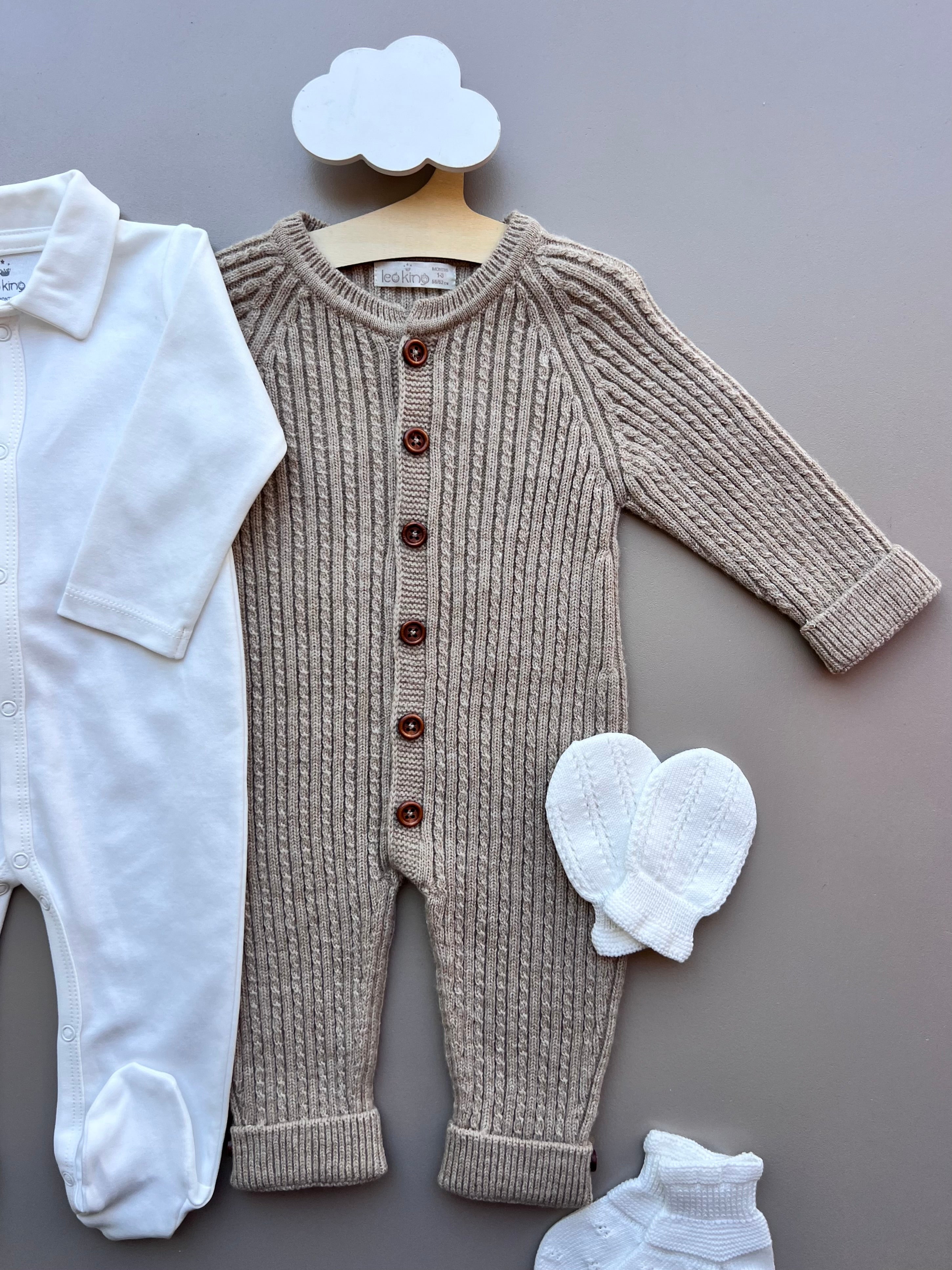 Merino Wool Brown Buttons Hospital Set 5 Pcs