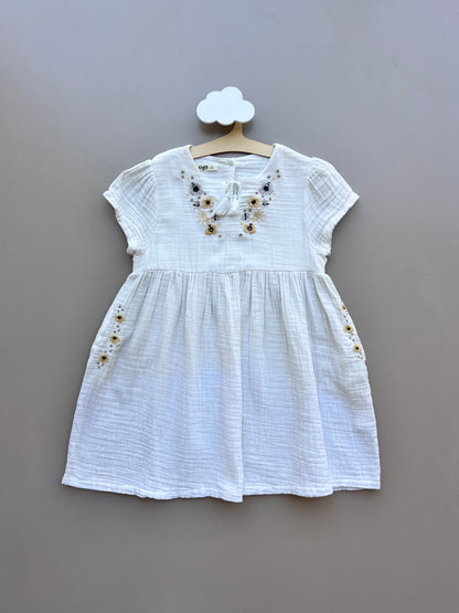 White Embroidered Dress Short Sleeves Flowers