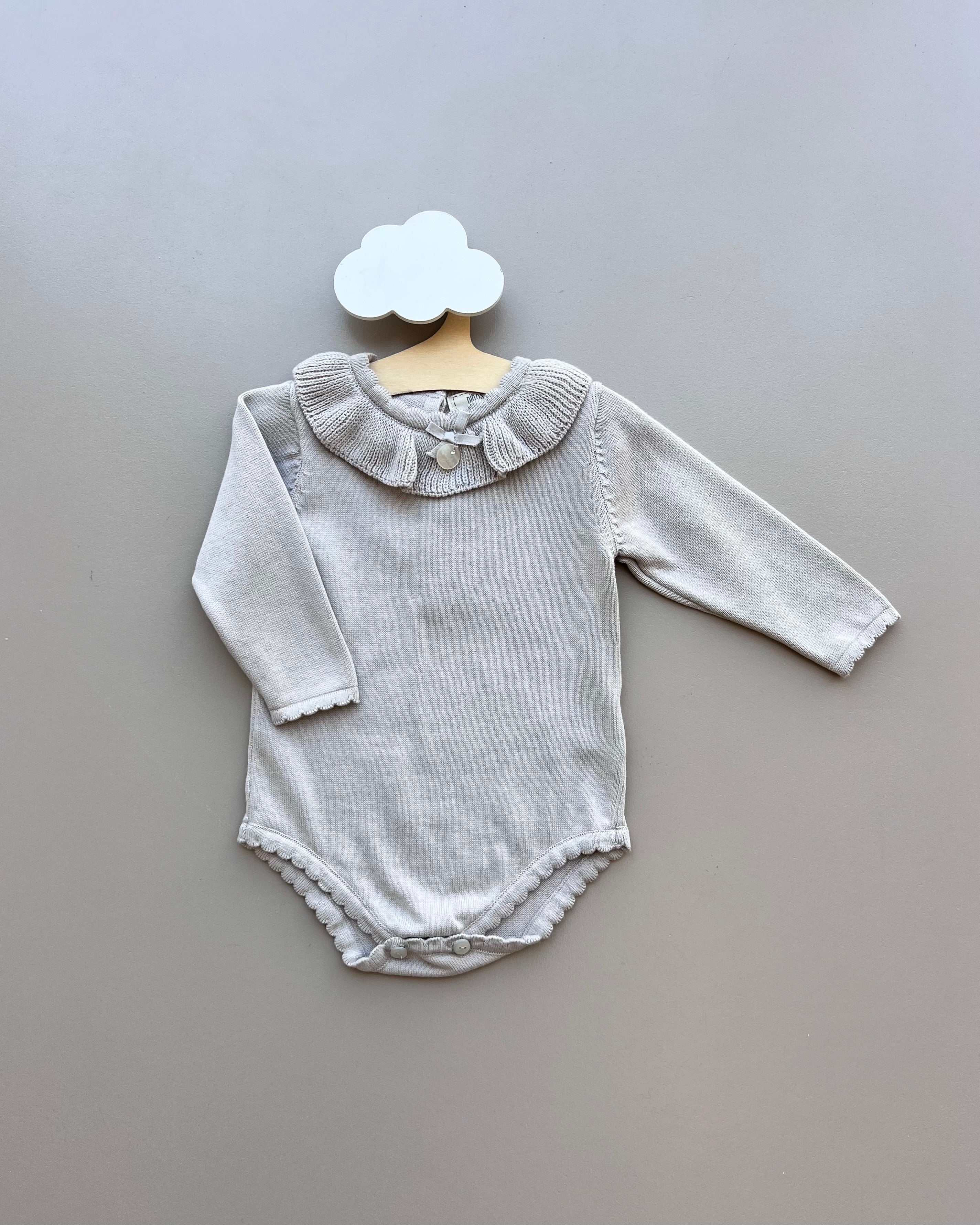 Beige Thick Cotton Dentelle Collar Body