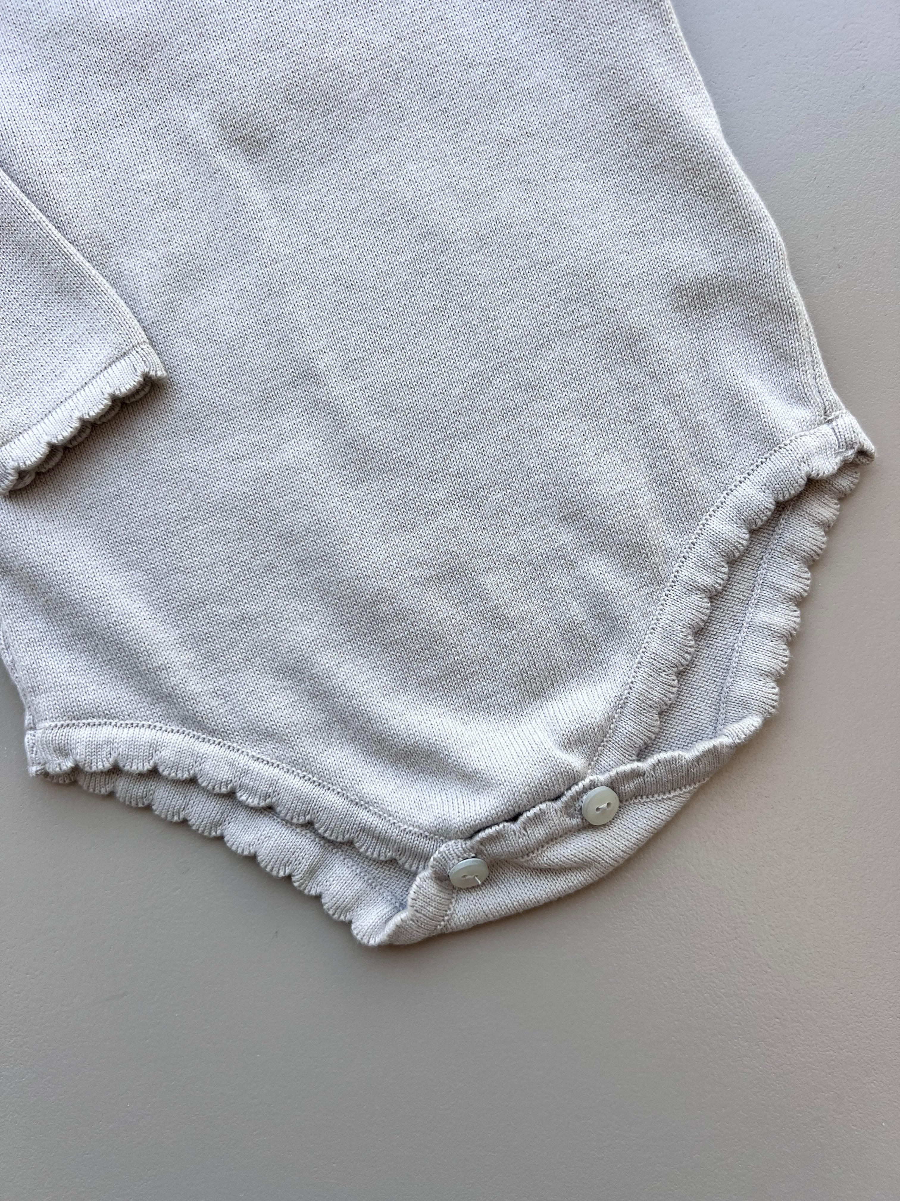 Beige Thick Cotton Dentelle Collar Body