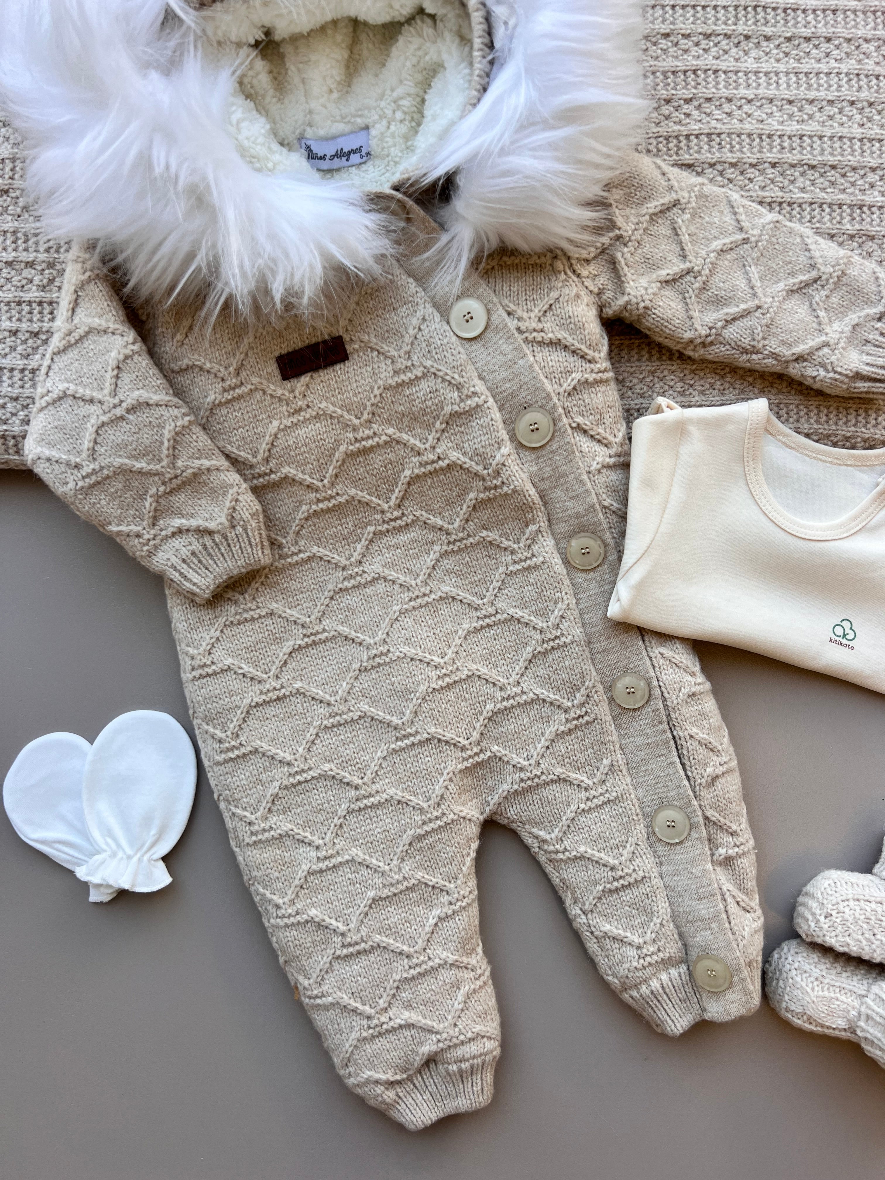 Brown Wool Button Hospital Set 5 Pcs
