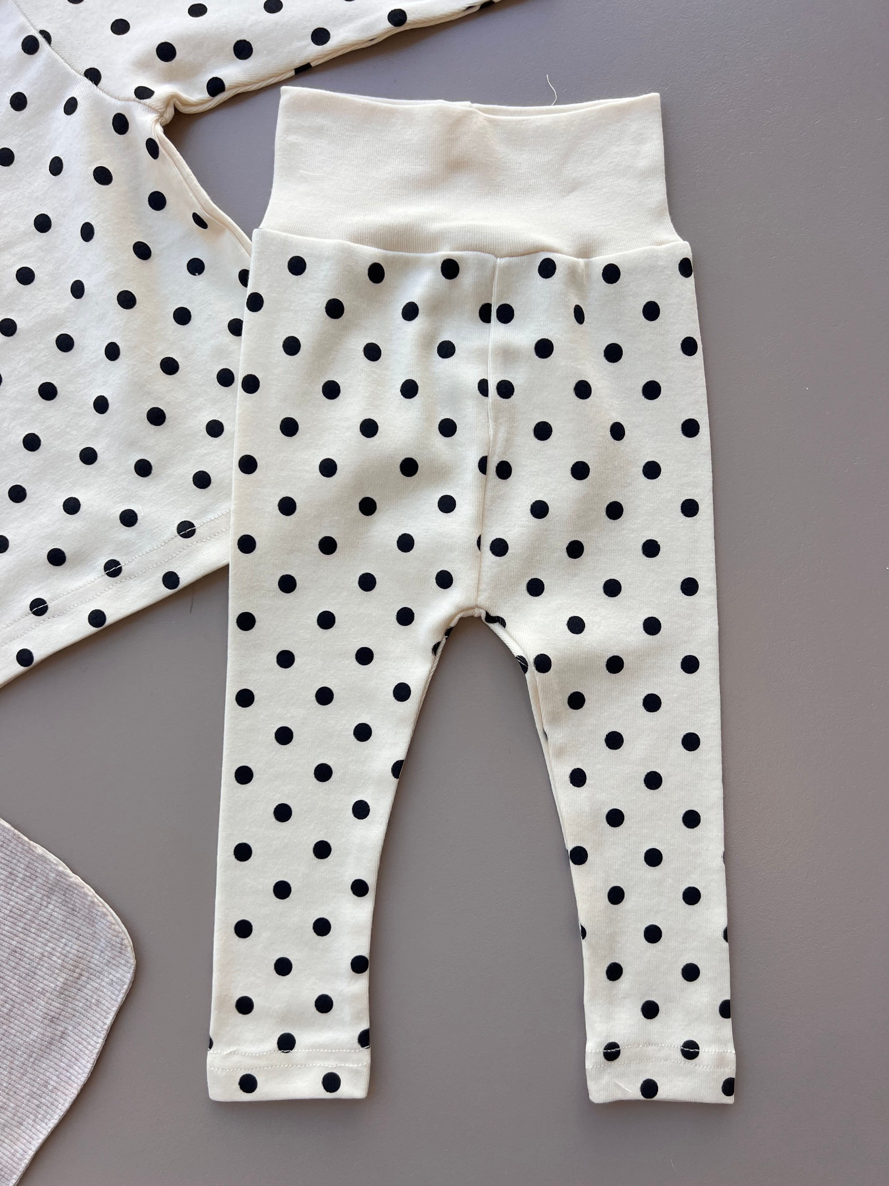 Beige and Black Dotted Pyjama 3 Pcs Set