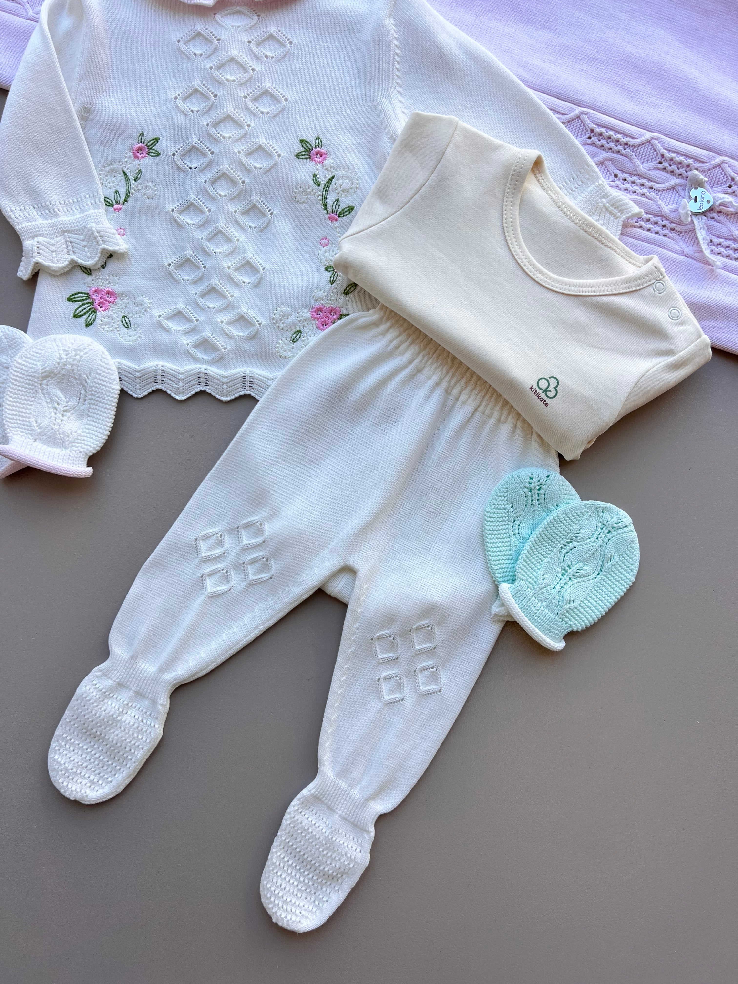 White And Pink Embroidered Organic Cotton Hospital Set 7 Pcs