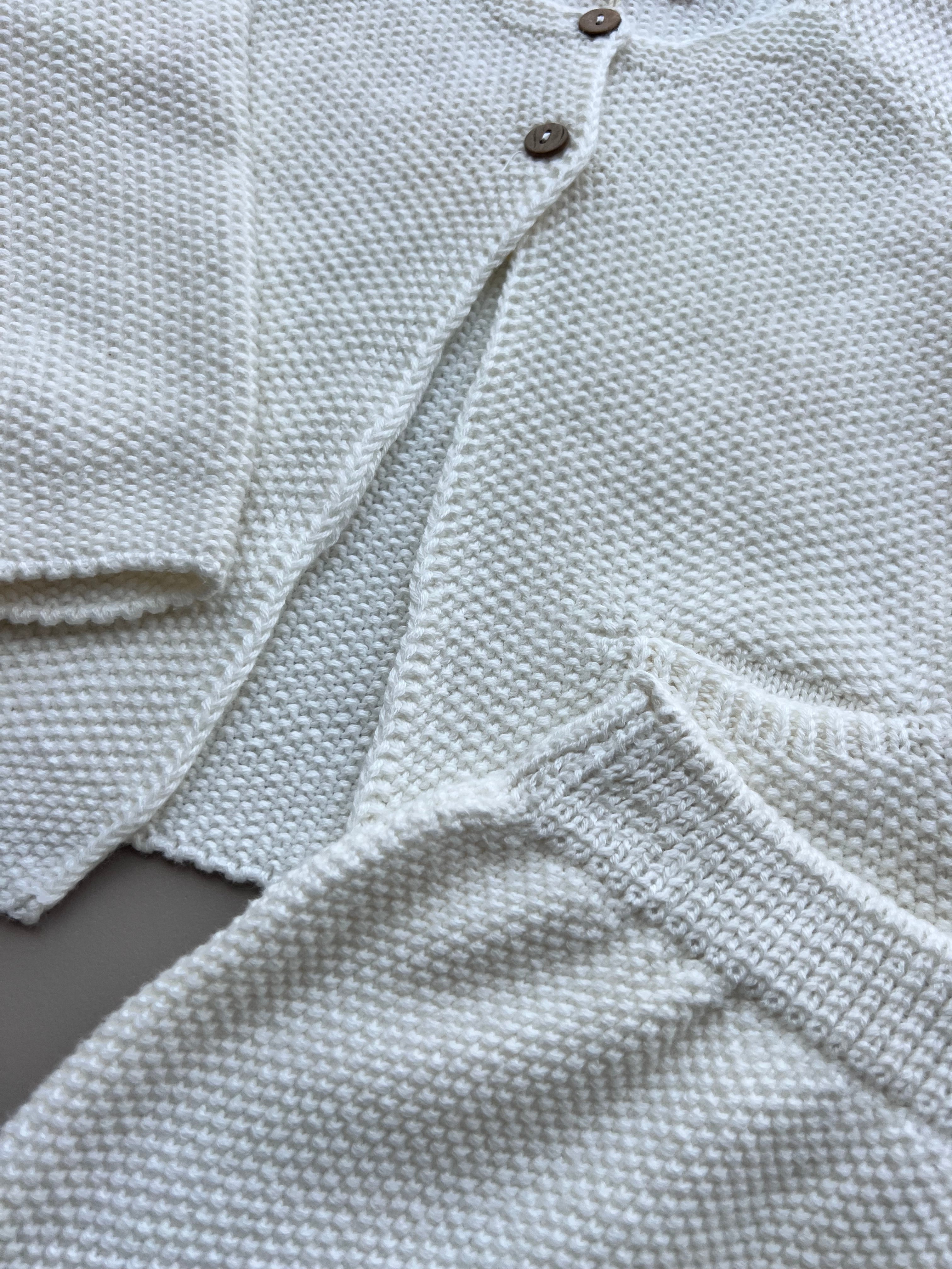 Off White Soft Wool 2Pcs Set