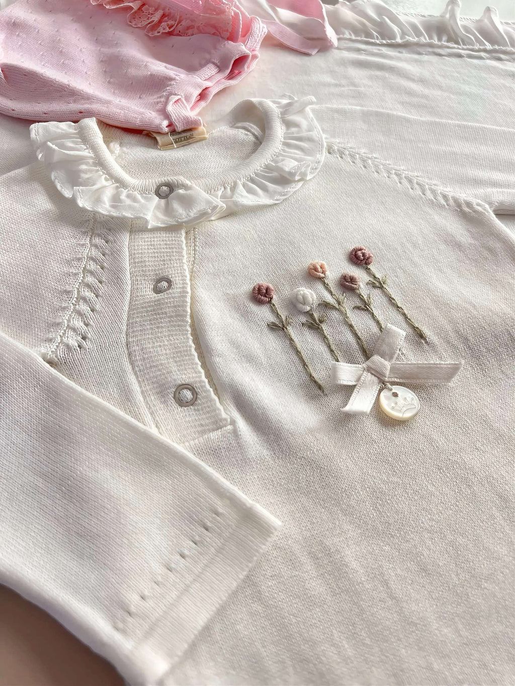 EAC Organic cotton Off-White Ruffles Flower Embroidered Hospital Set 5 Pcs