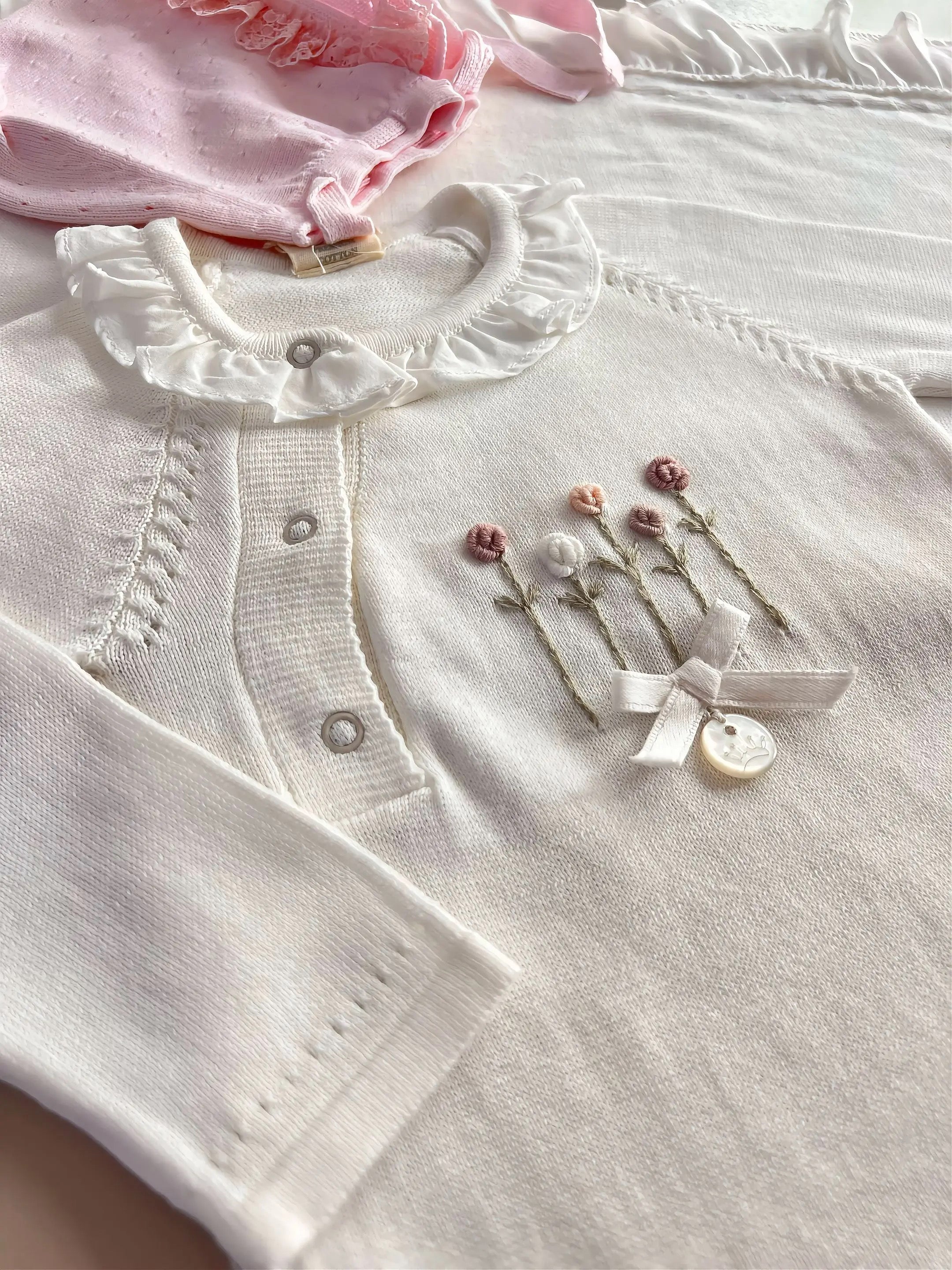 EAC Organic cotton Off-White Ruffles Flower Embroidered Hospital Set 5 Pcs