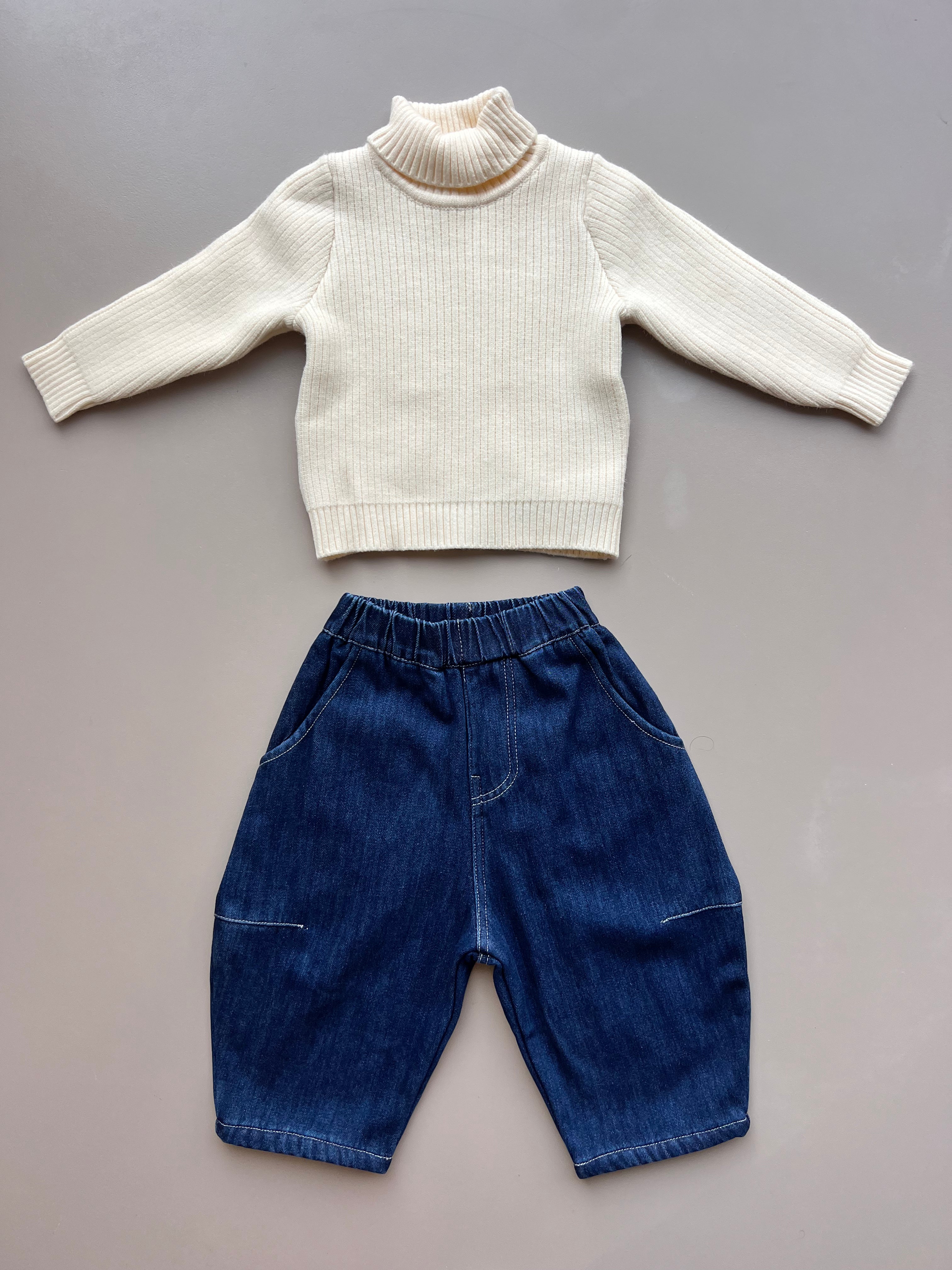 Dark Blue Denim Jeans Fur Inside