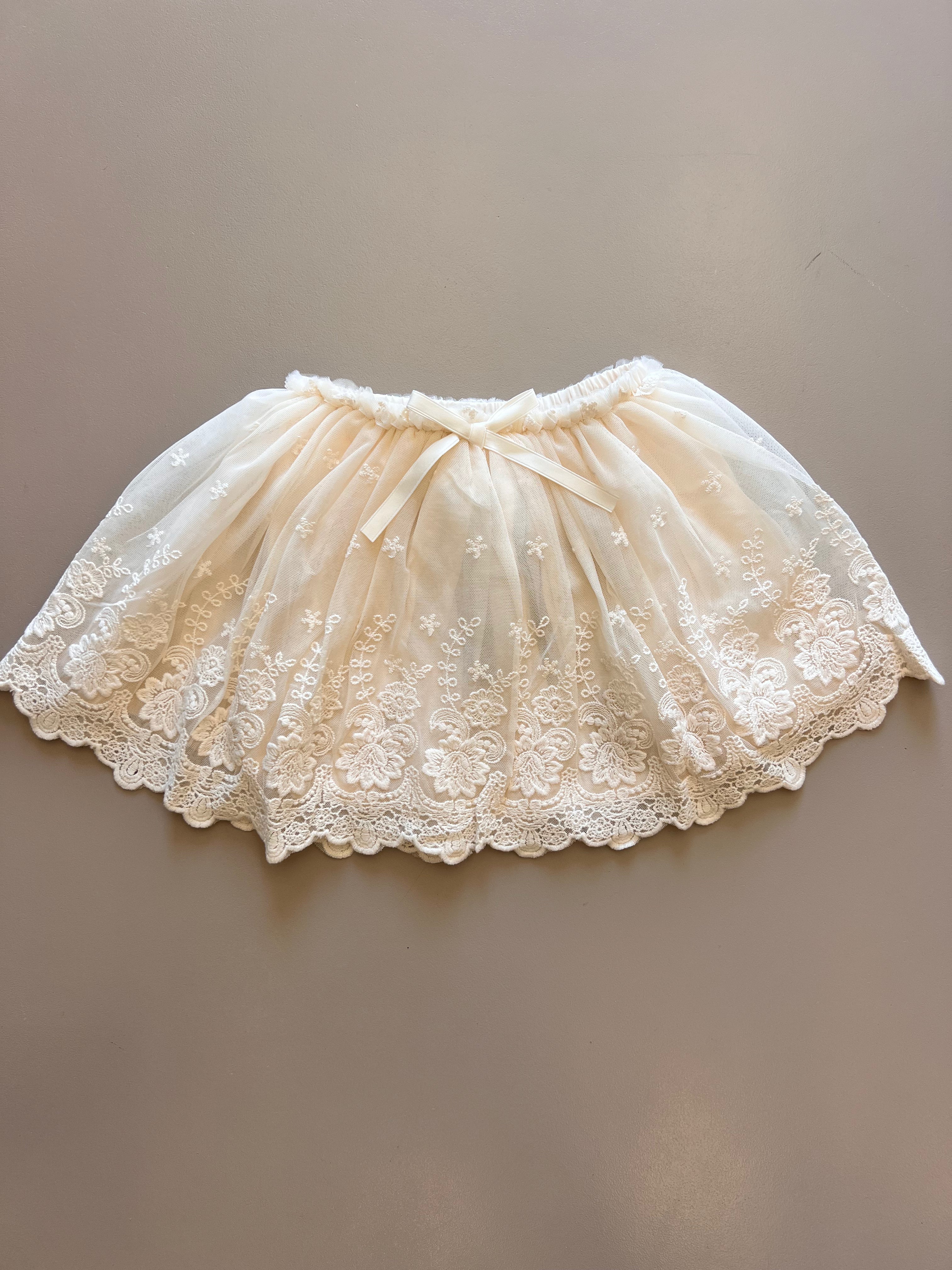 Ruban Dentelle Skirt
