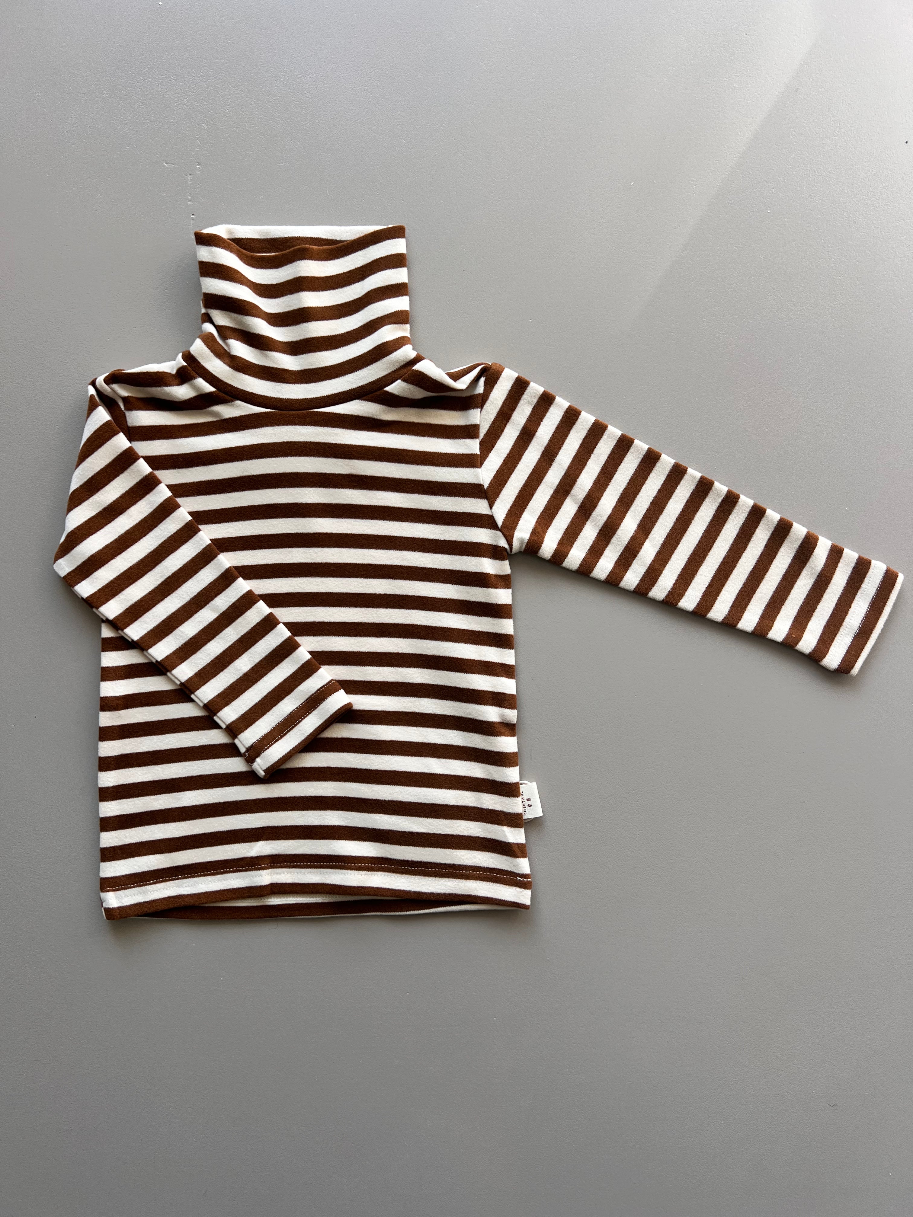 Stripped Turtle Neck Velvet Sweatshirt