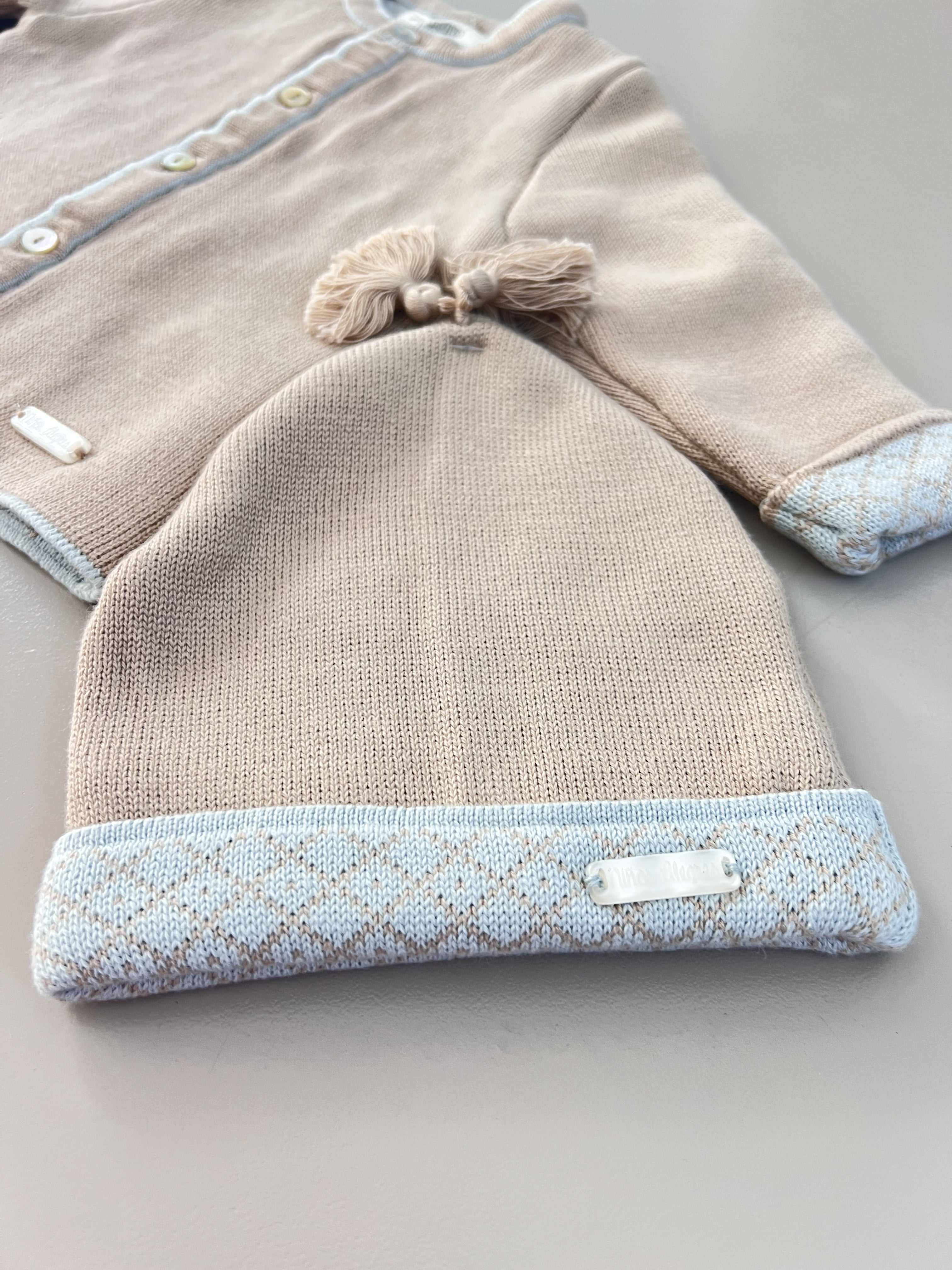 100% Cotton Knitted Beige Thick Jacket With Hat