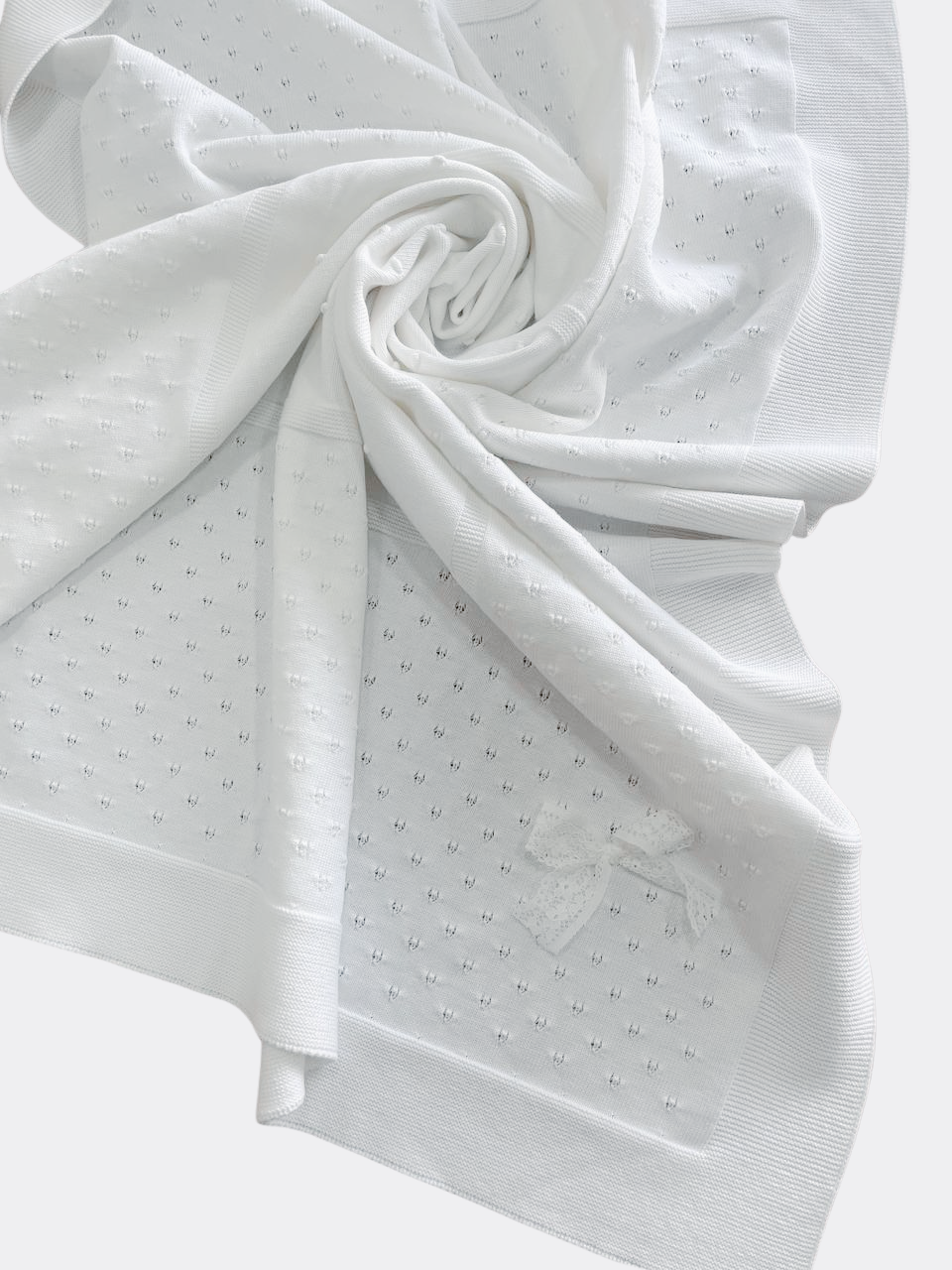 Full White Organic Cotton Blanket With Bow