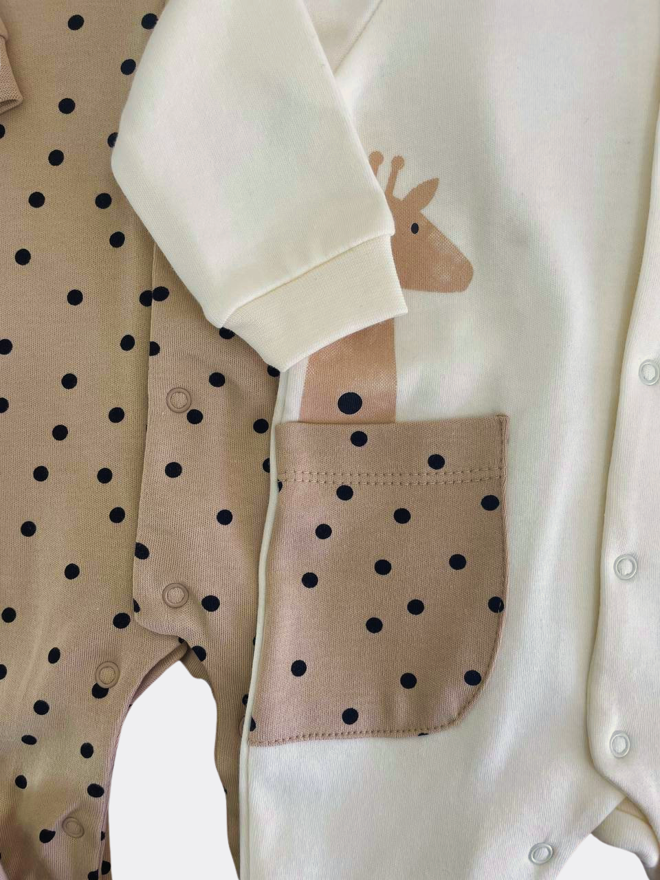 Off White And Beige Giraffe 2 Overalls socks