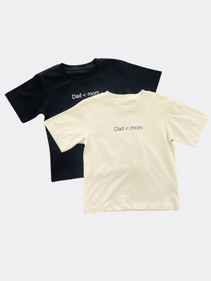 Black Cotton T-shirt Dad < Mom - La Farandole Paris