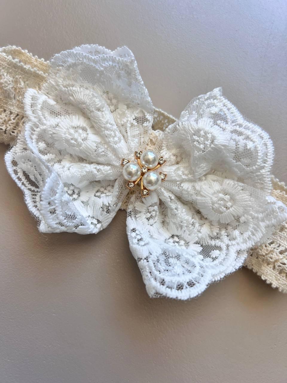 Butterfly Lace Hair Band With Pearls - La Farandole Paris