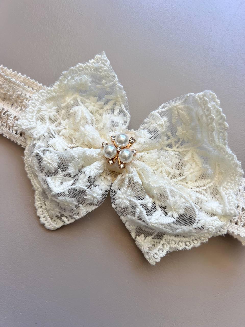 Butterfly Lace Hair Band With Pearls - La Farandole Paris