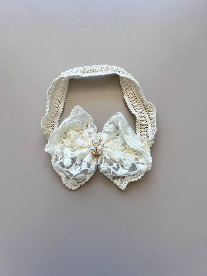 Butterfly Lace Hair Band With Pearls - La Farandole Paris