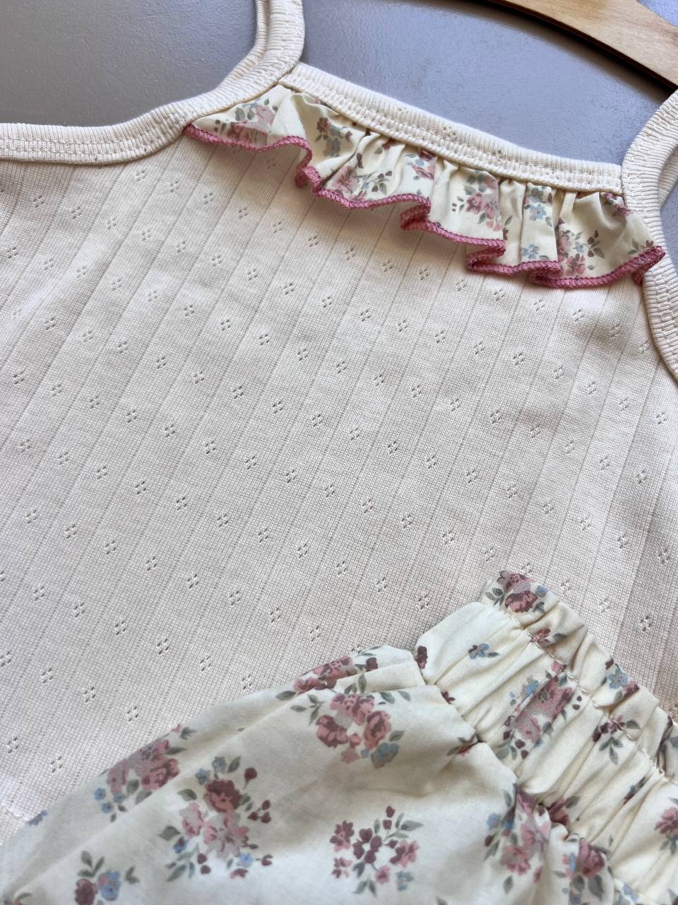 Beige Flowers Summer 3 Pcs Set