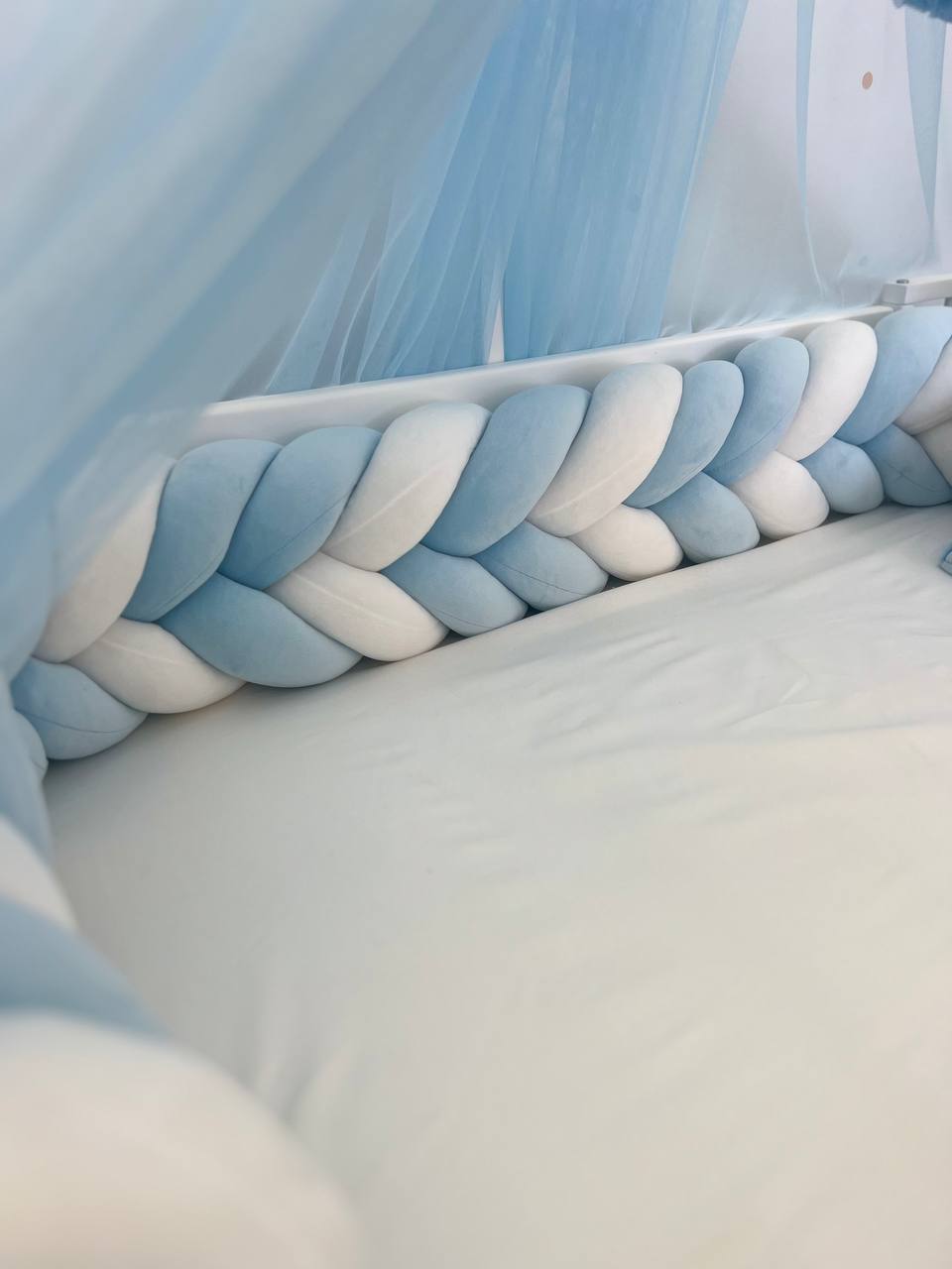 White and Blue Fluffy Braided Bedding Set